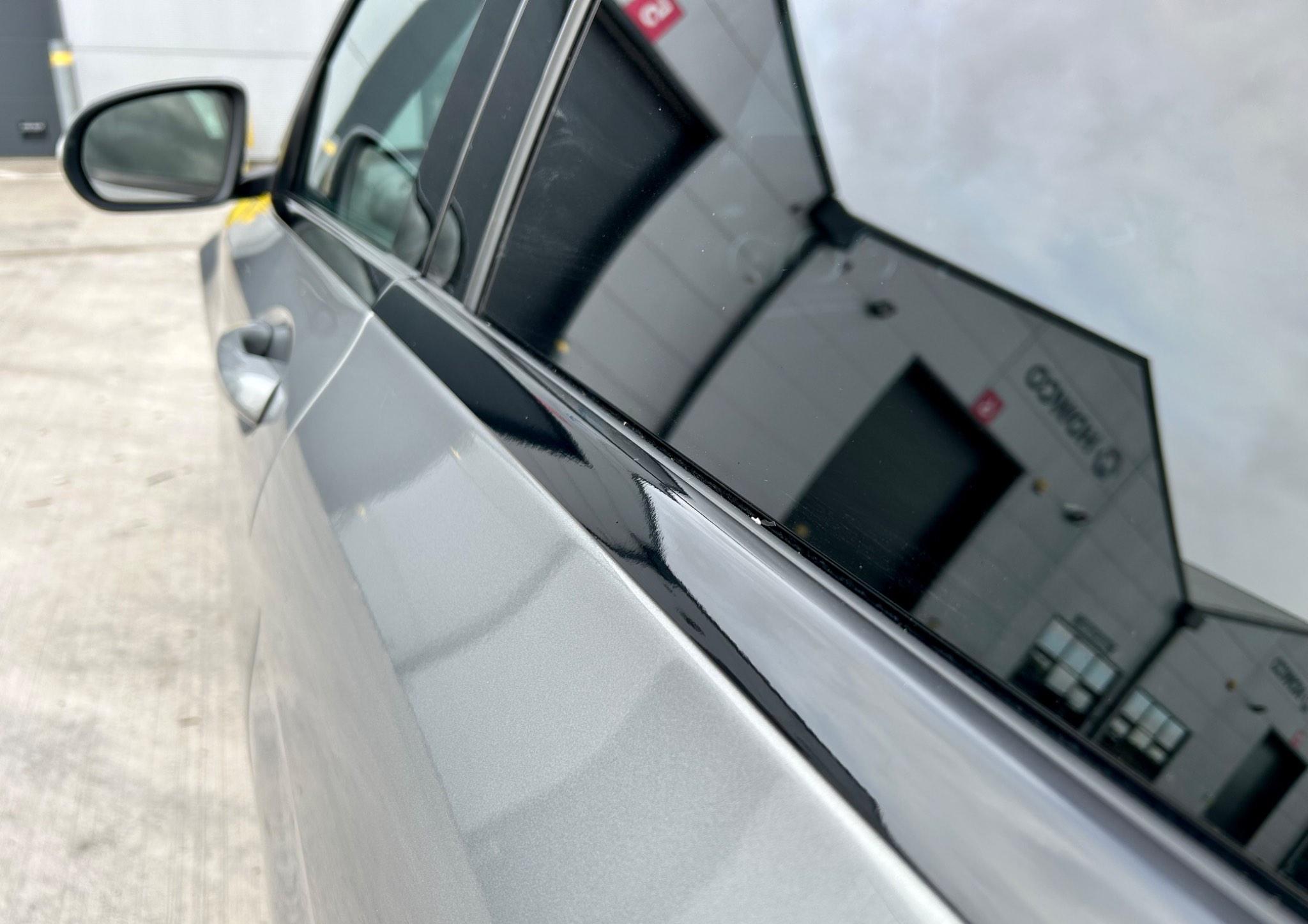 Mercedes-Benz C-Class view 9