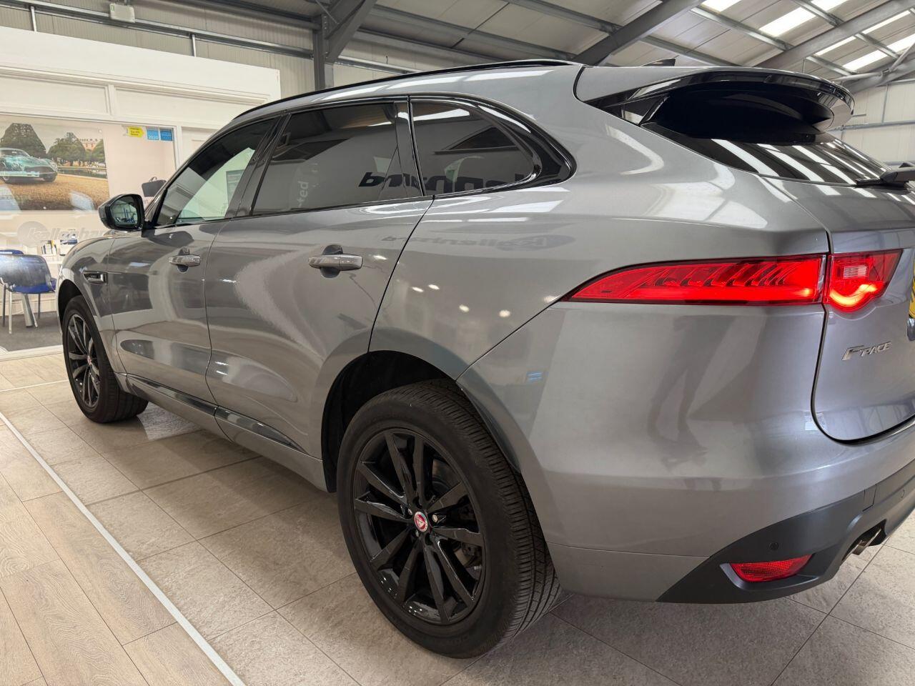 Jaguar F-Pace view 20