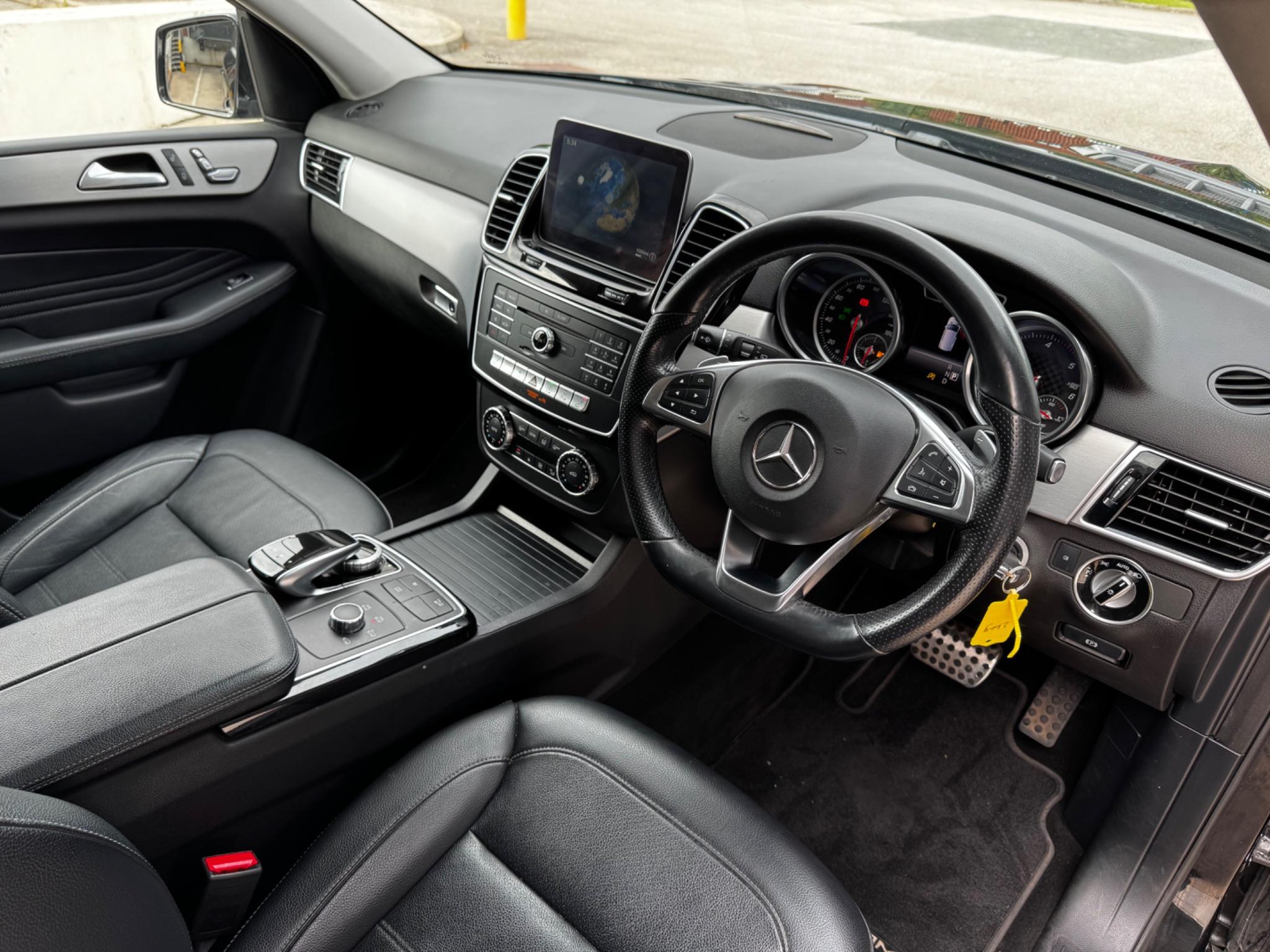Mercedes-Benz Gle view 5