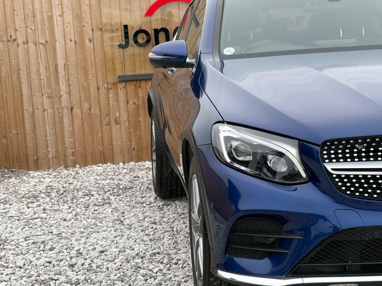 Mercedes-Benz GLC view 6