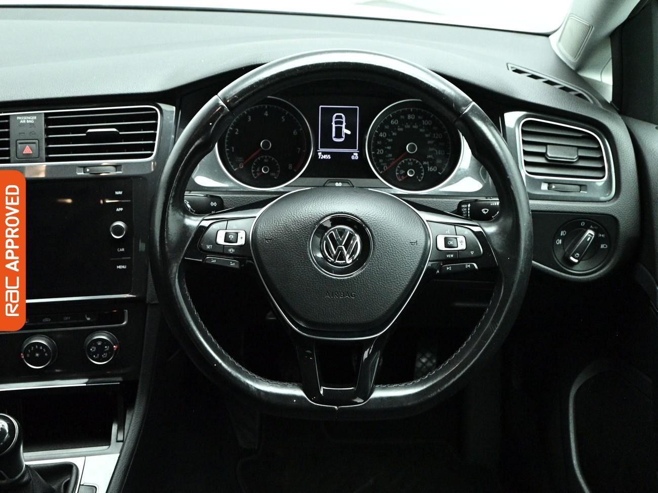 Volkswagen Golf view 9