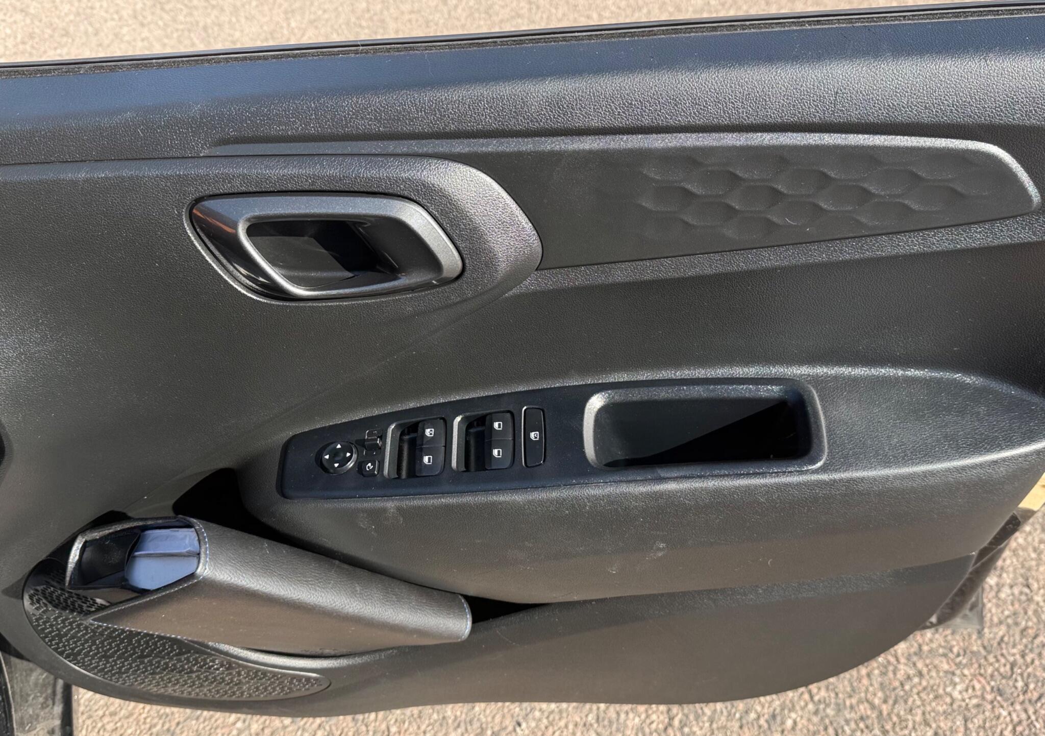 Hyundai I10 view 19