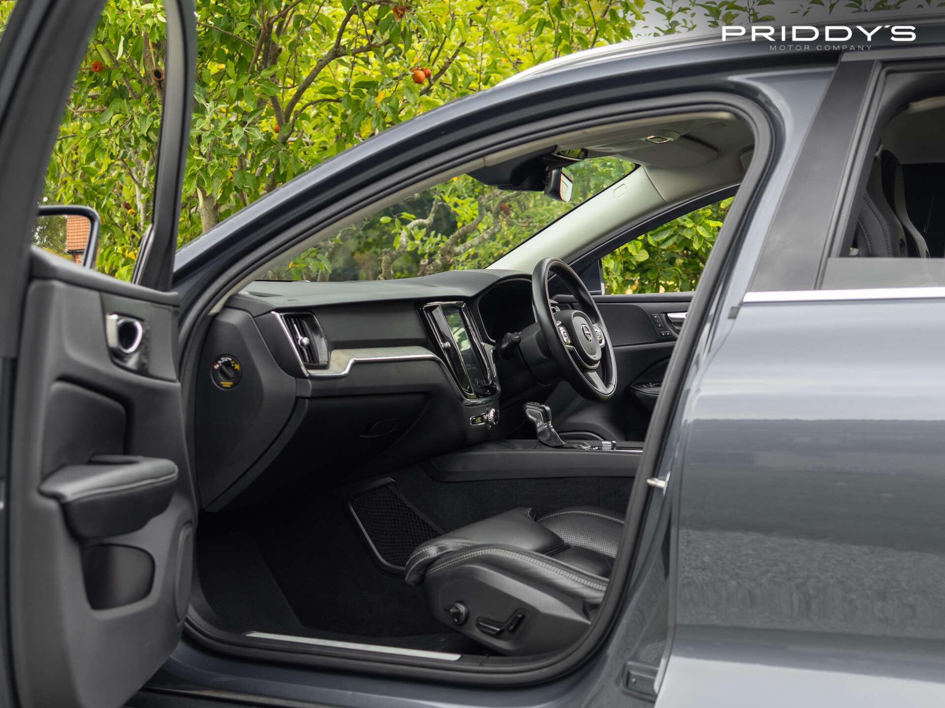 Volvo V60 view 9