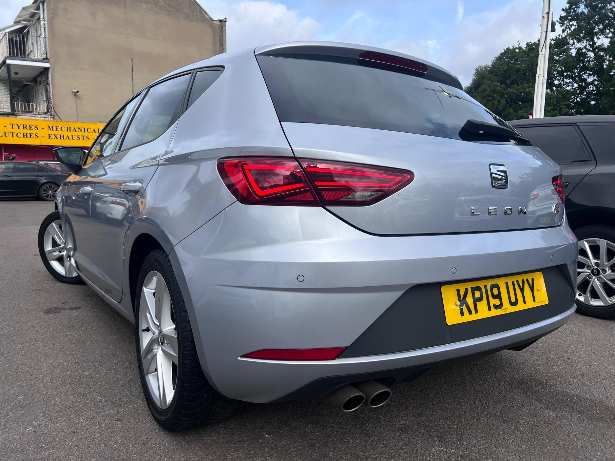Seat Leon Leon view 10