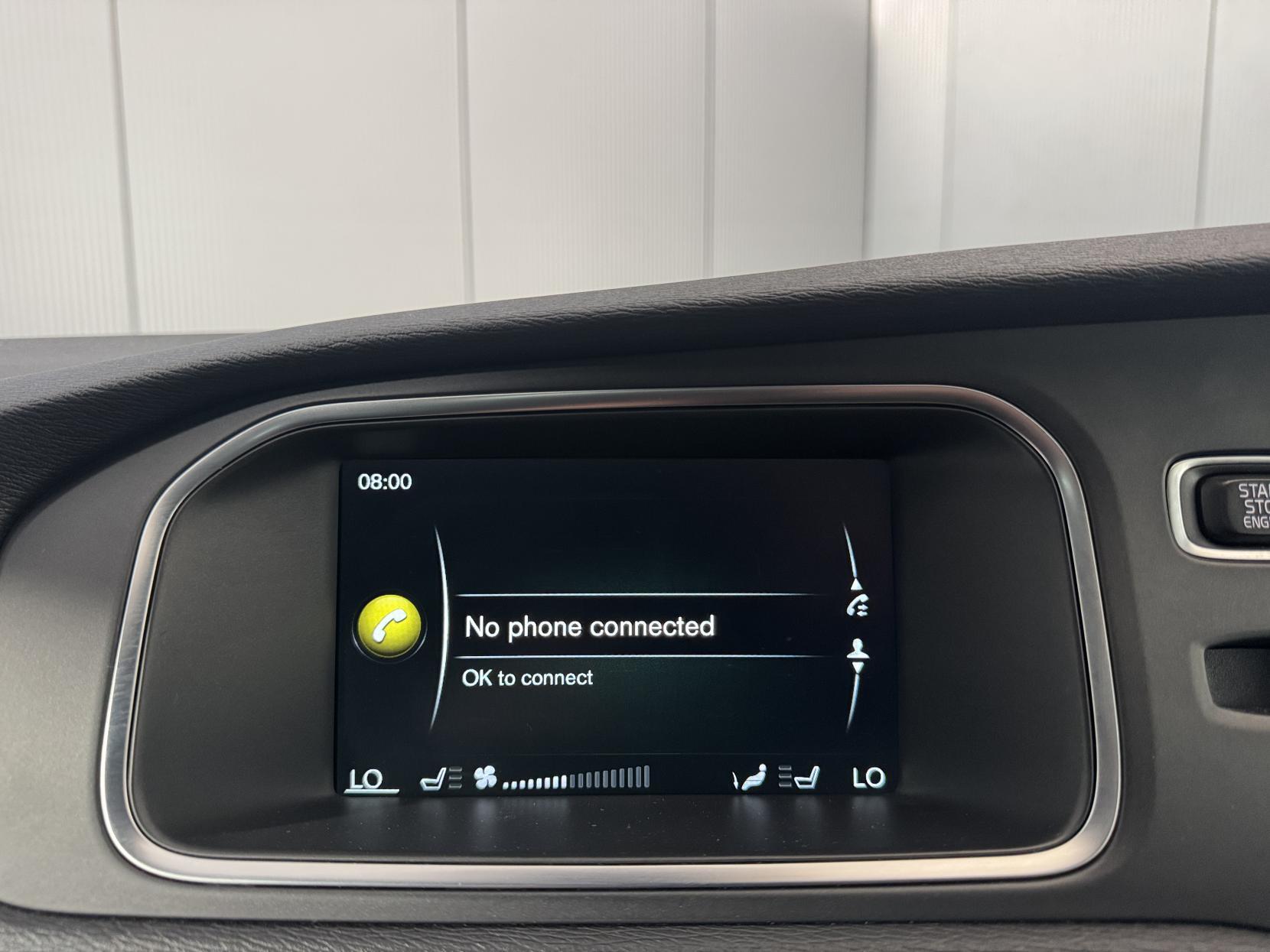 Volvo V40 view 77