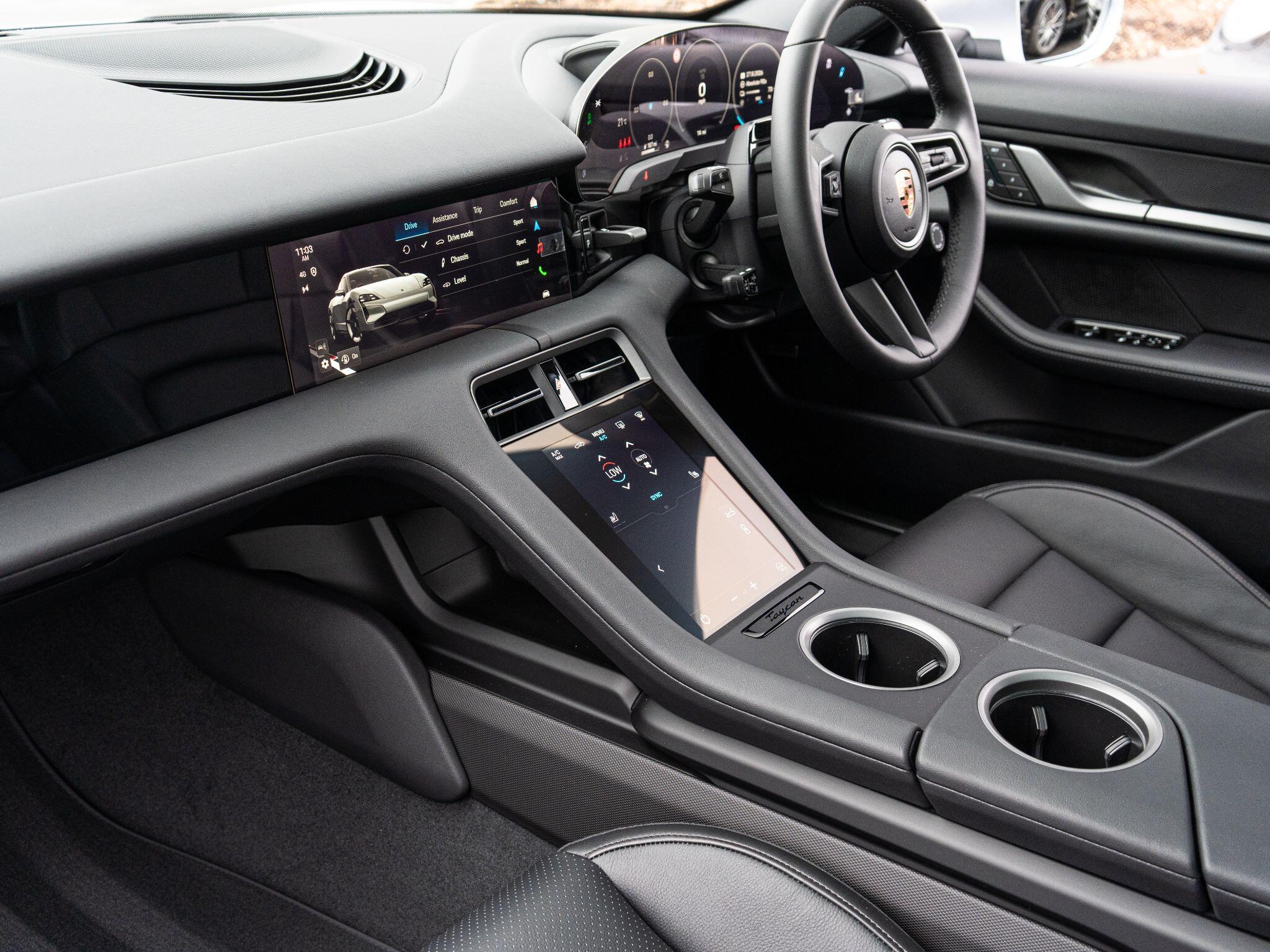 Porsche Taycan view 21