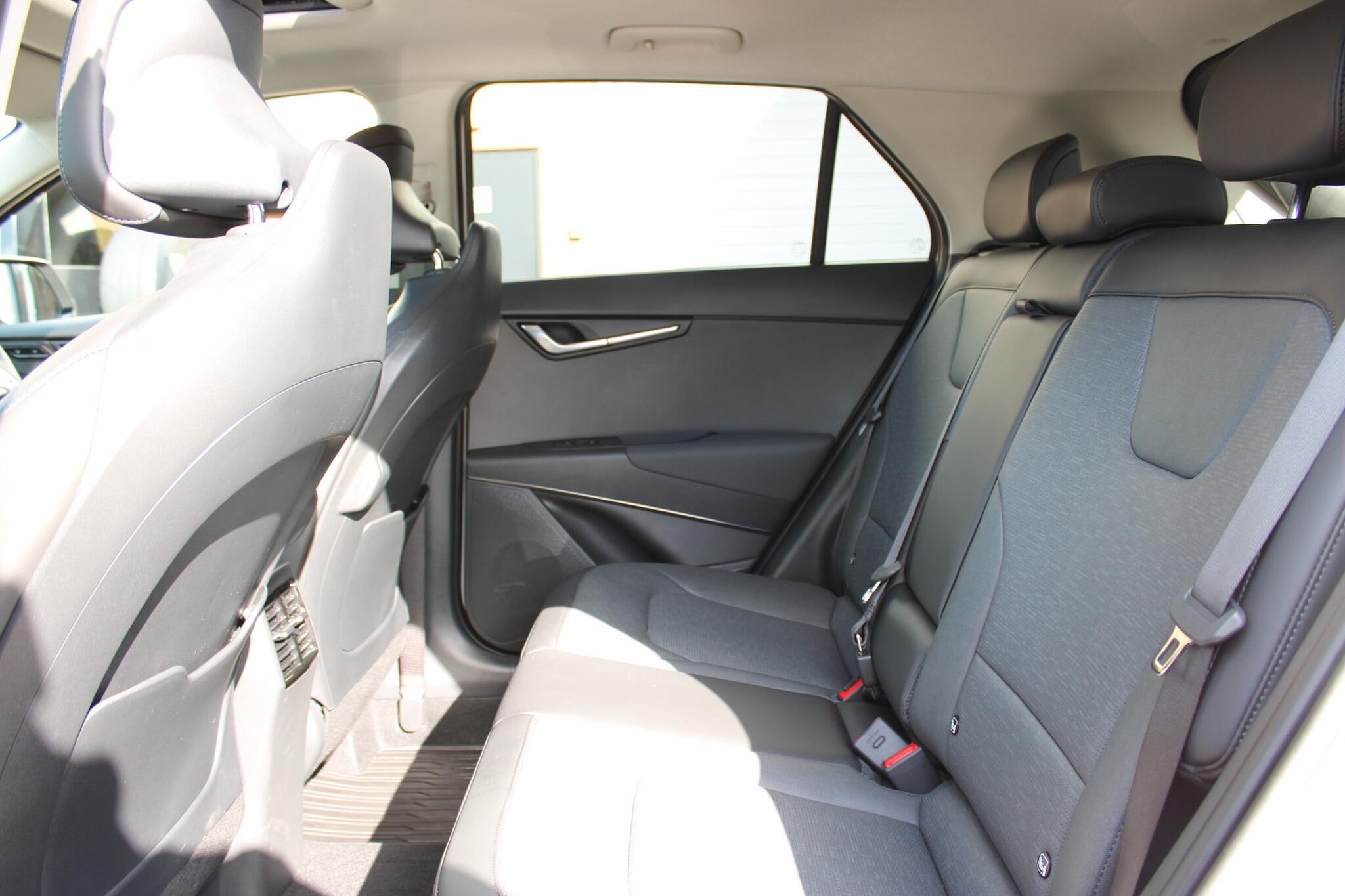 Kia Niro view 26