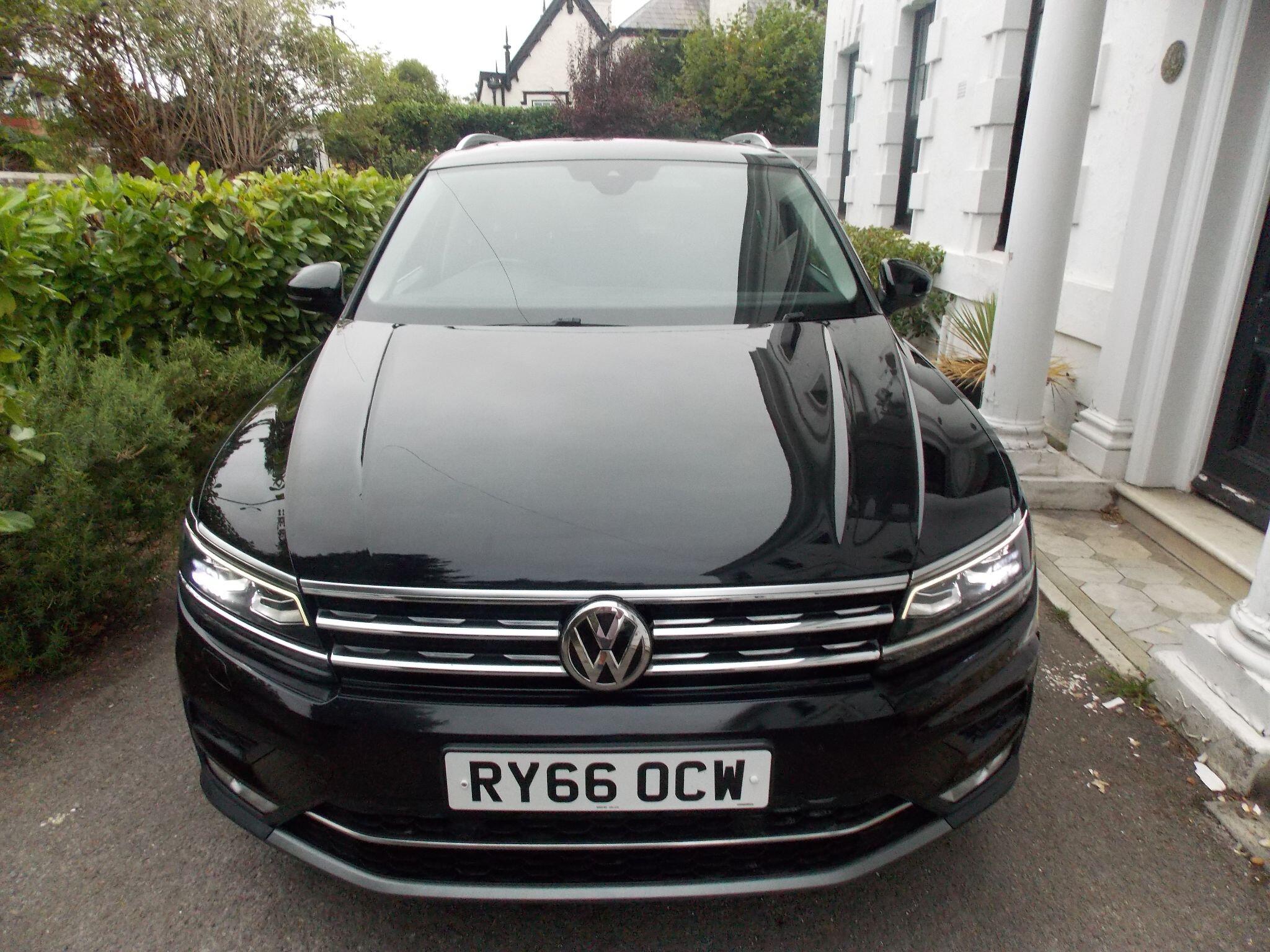 Volkswagen Tiguan view 14