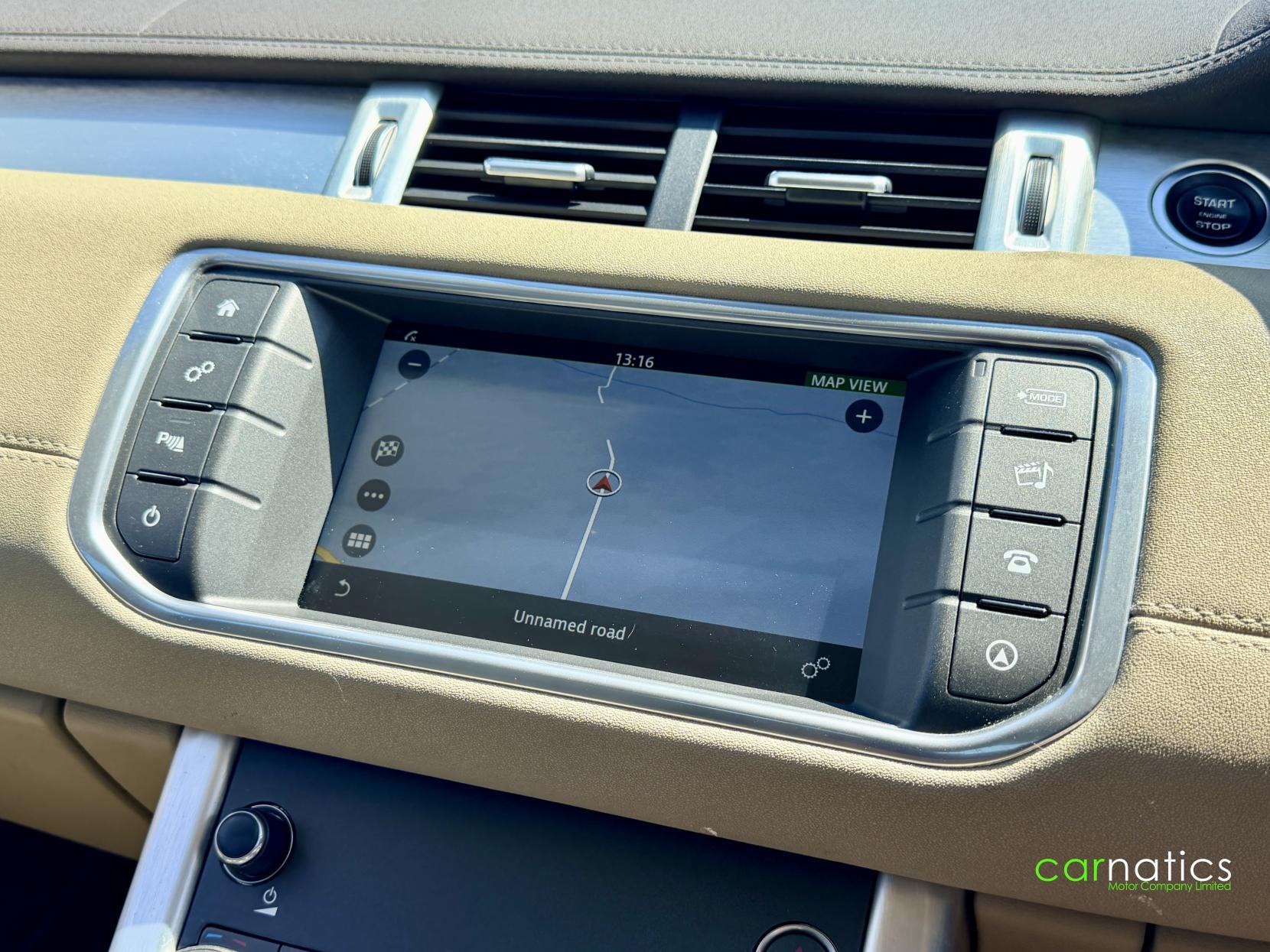 Land Rover Range Rover Evoque view 25
