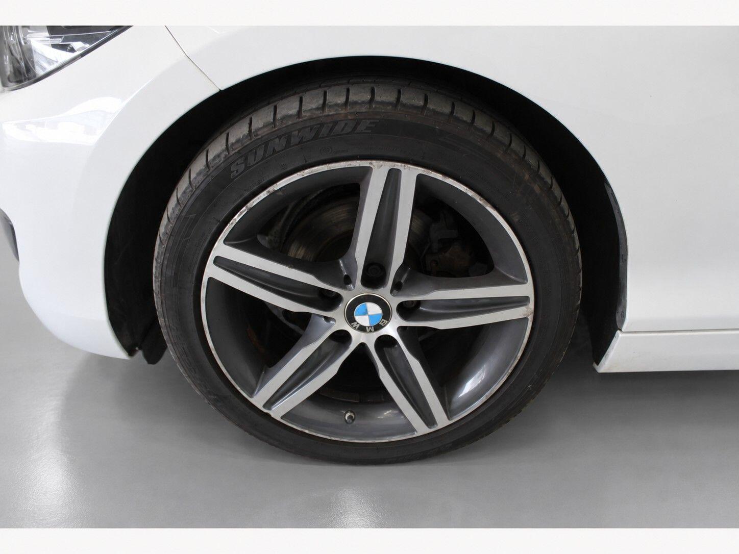 BMW 2 Series view 47