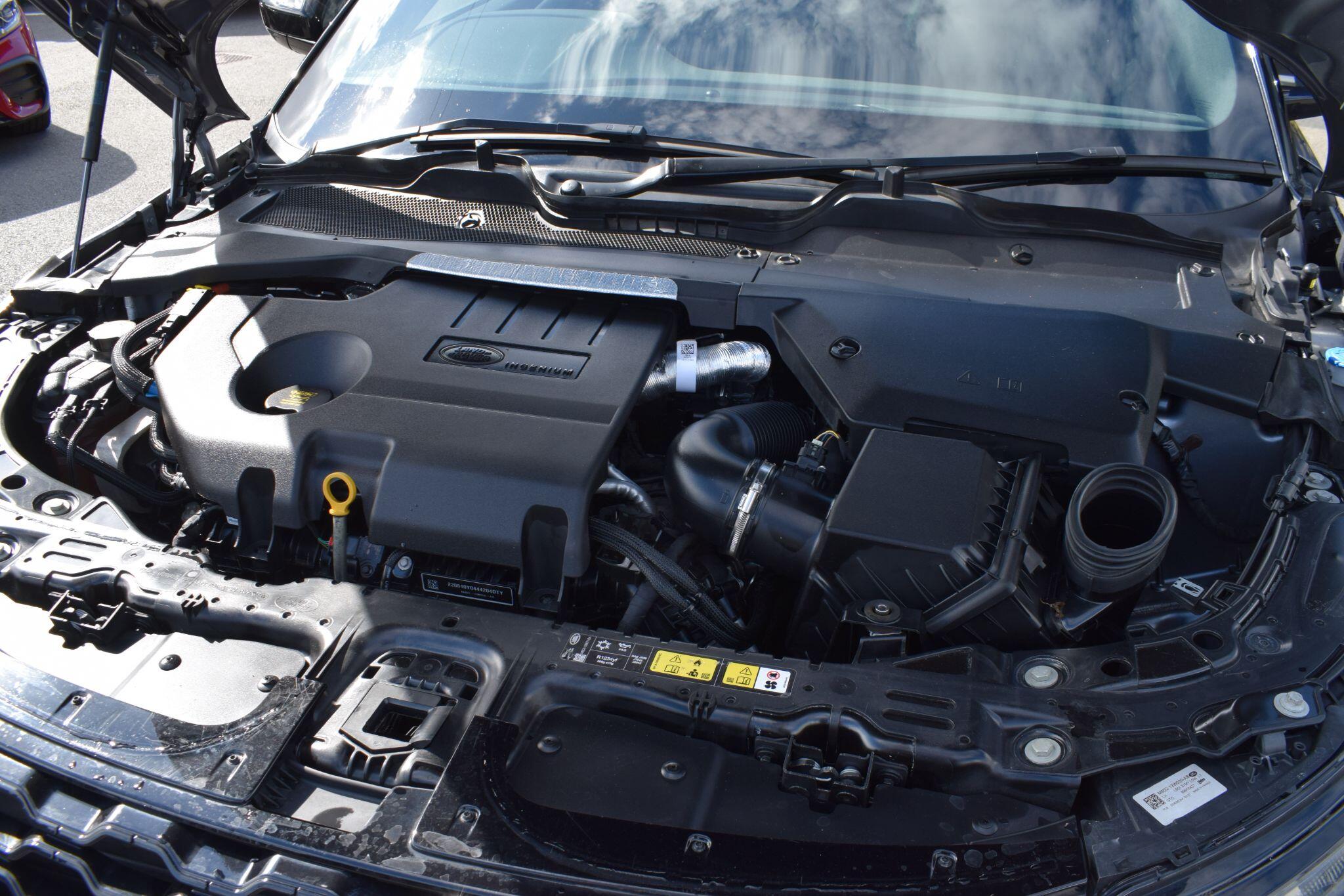 Land Rover Range Rover Evoque view 28