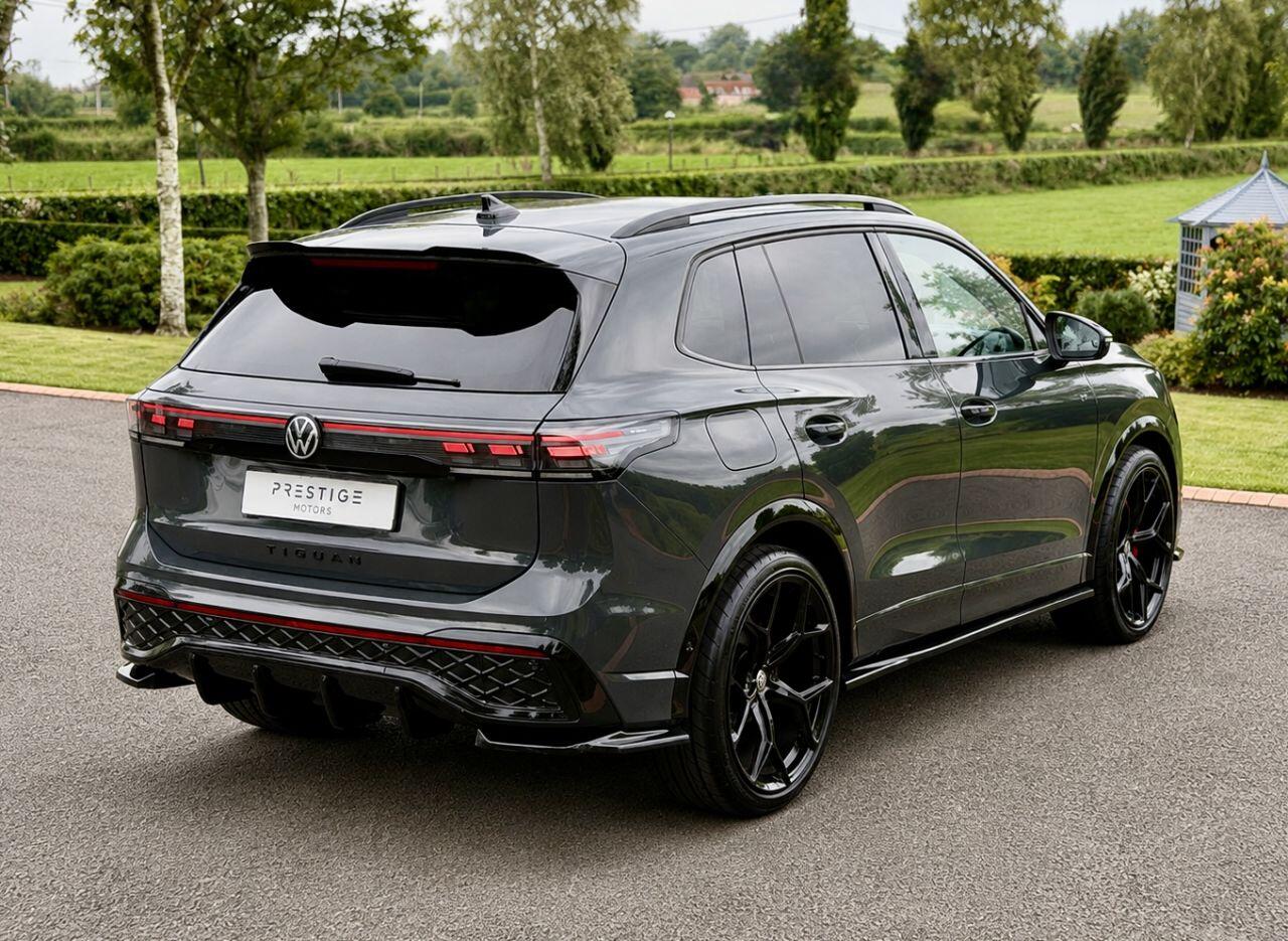 Volkswagen Tiguan view 8