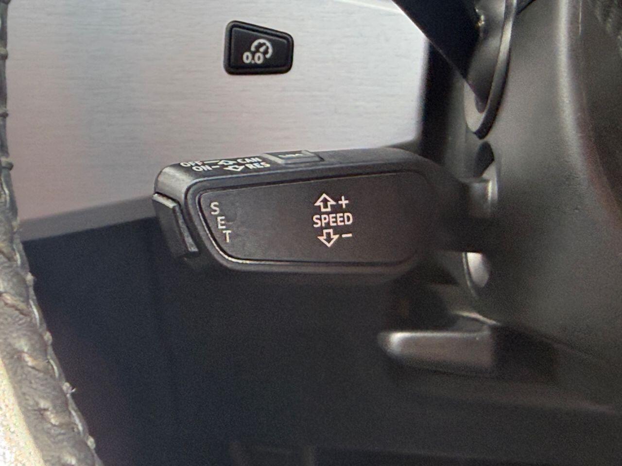 Audi A4 view 10