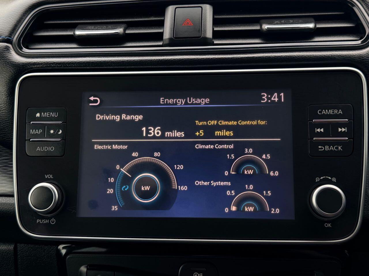 Nissan Leaf view 50
