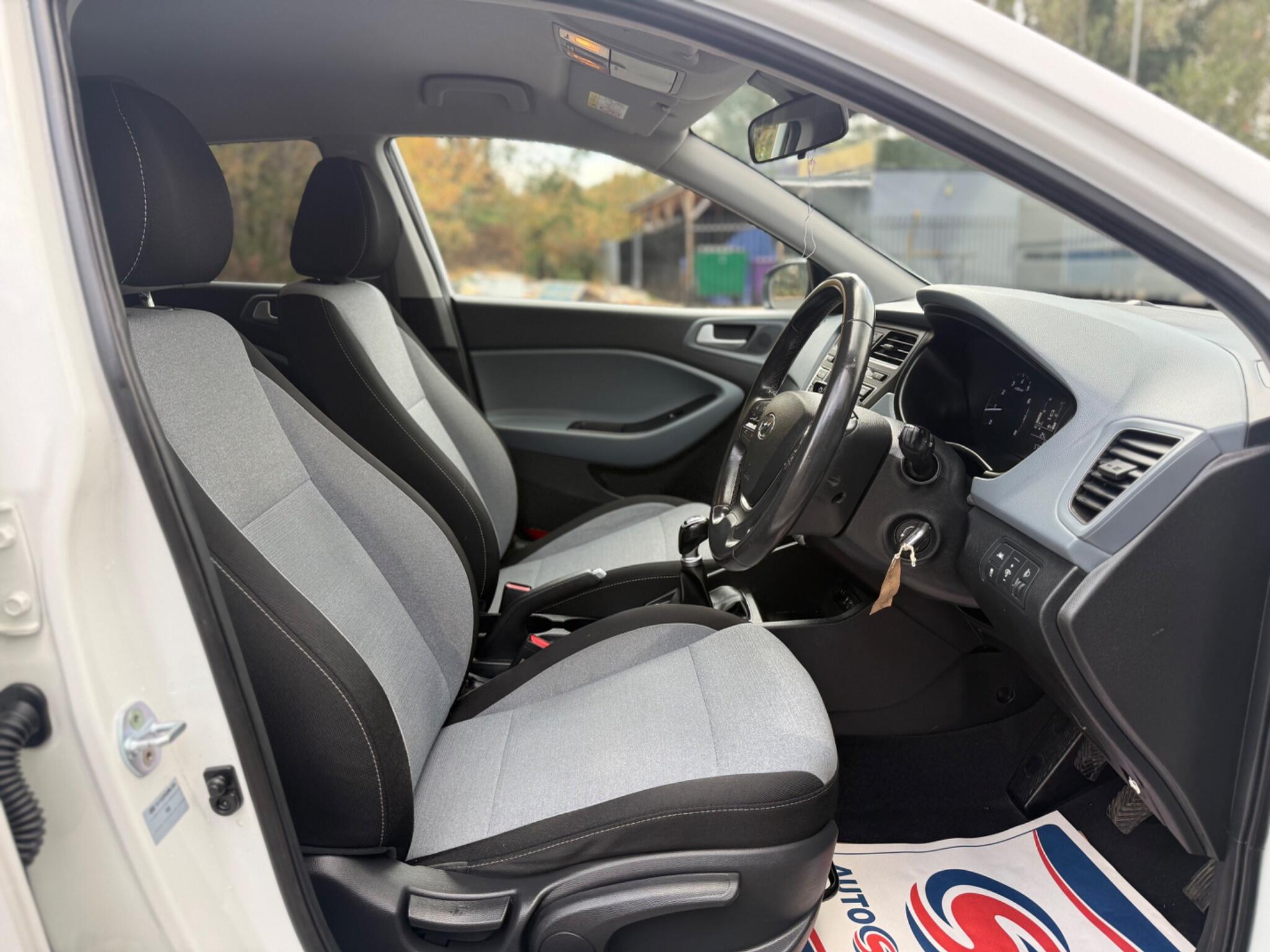 Hyundai I20 view 22