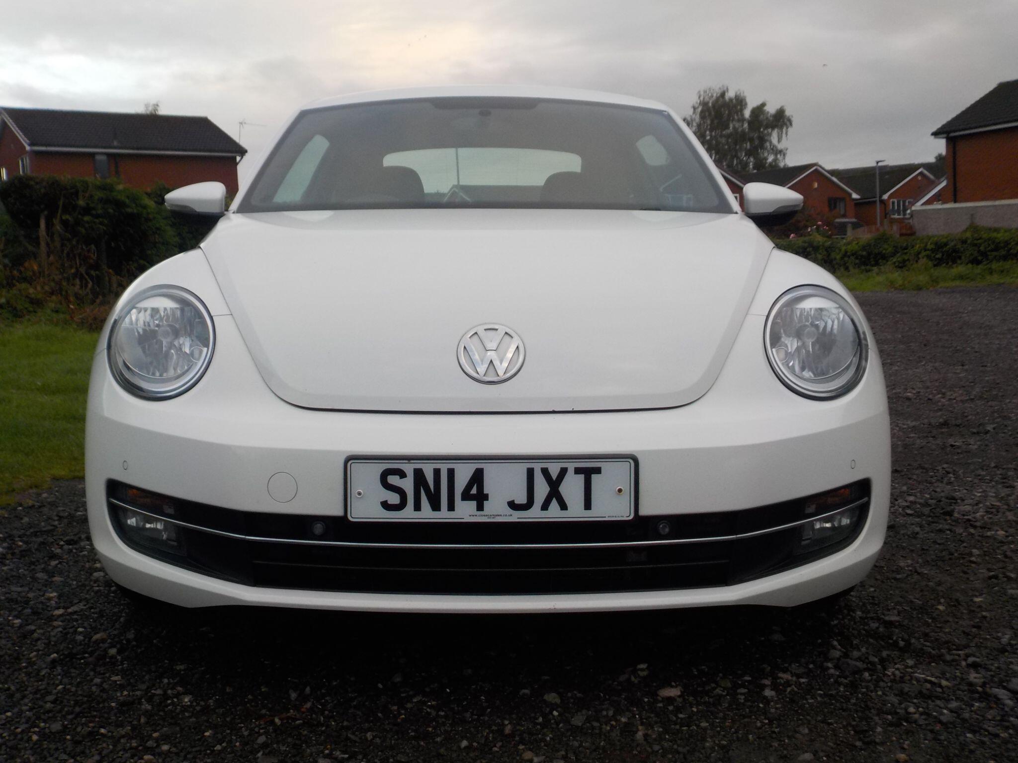 Volkswagen Beetle 1.6 TDI BlueMotion Tech Design Euro 5 (s/s) 3dr