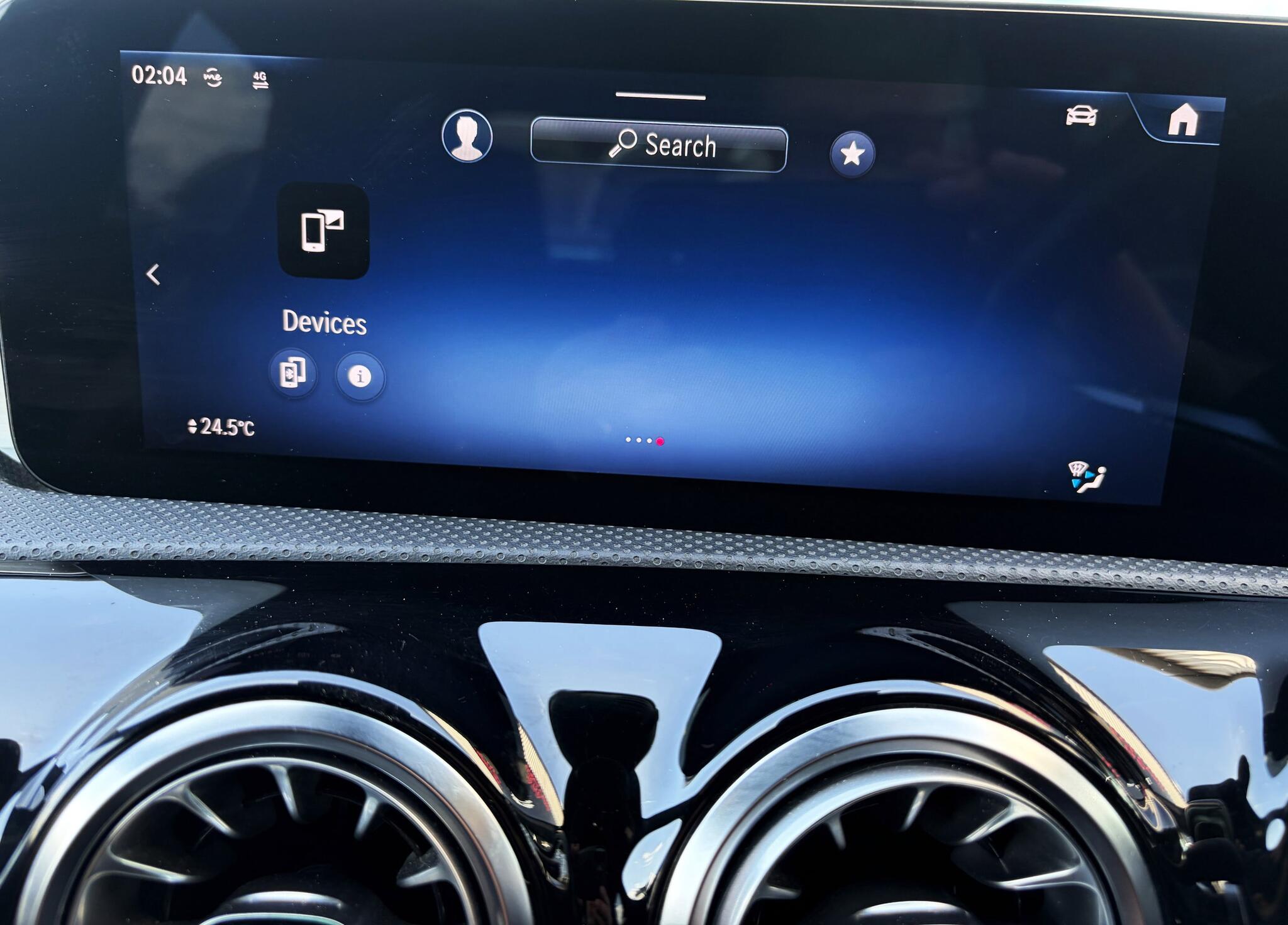 Mercedes-Benz Cla view 18