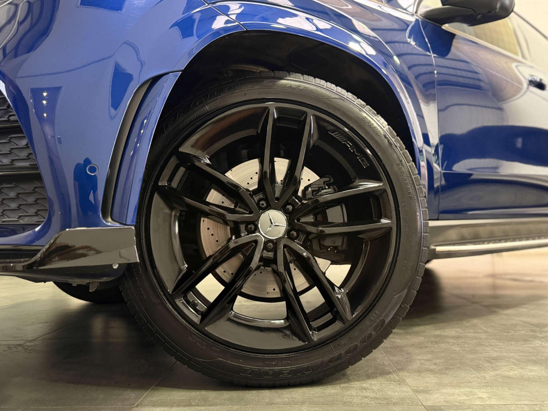 Mercedes-Benz Gle view 25