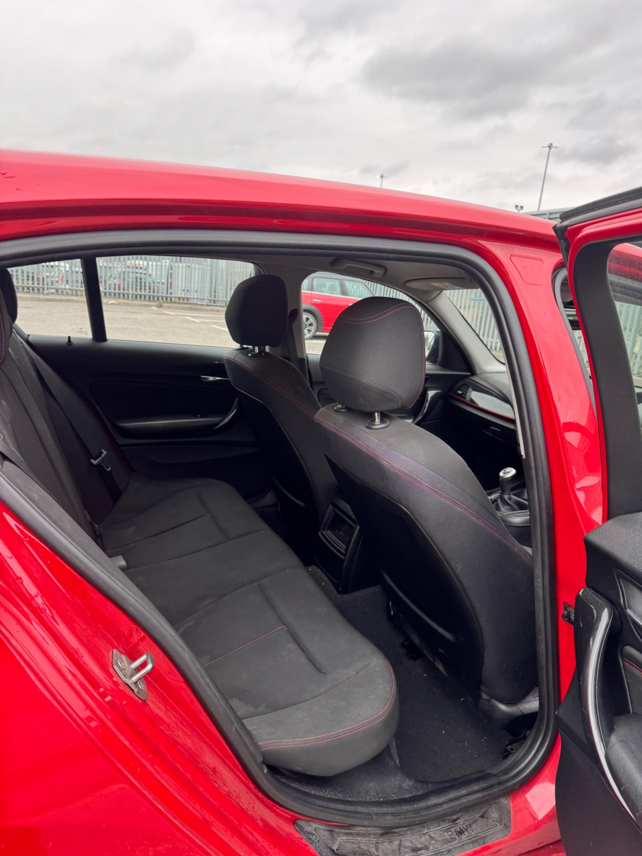BMW 1 Series view 27