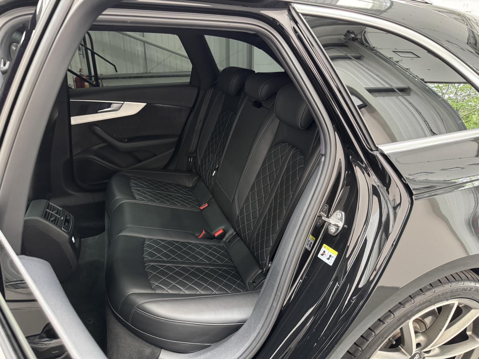 Audi S4 Avant view 60