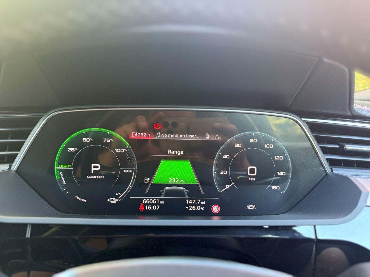 Audi Q8 E-Tron view 21