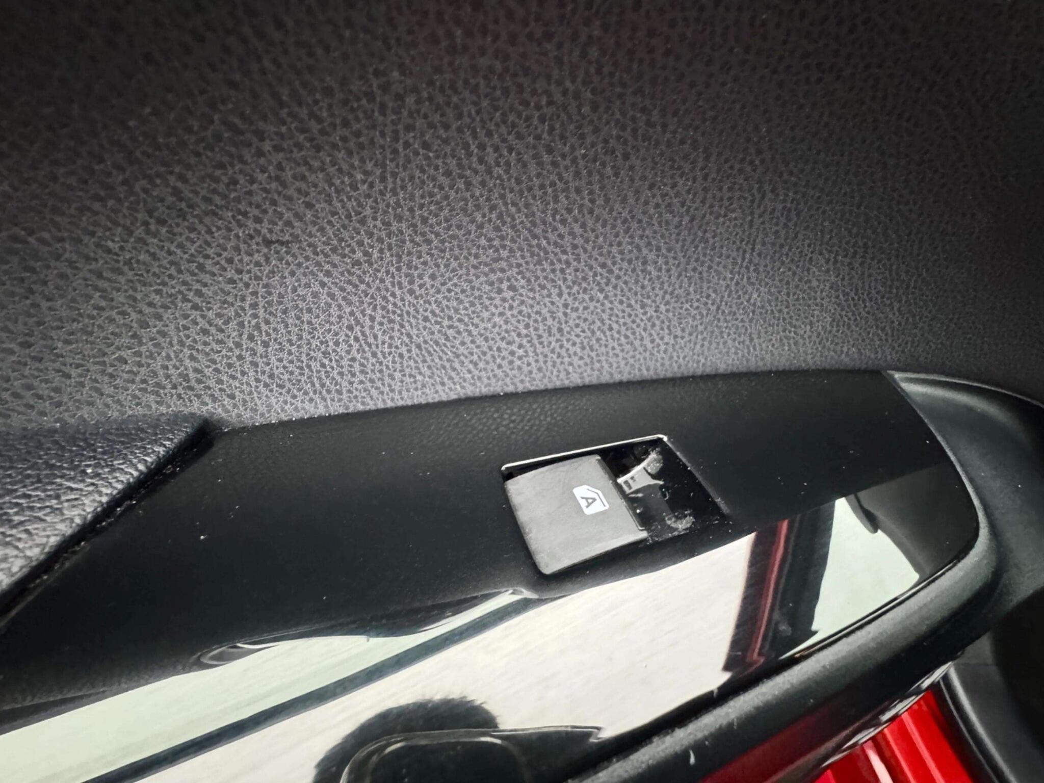 Toyota Prius view 60