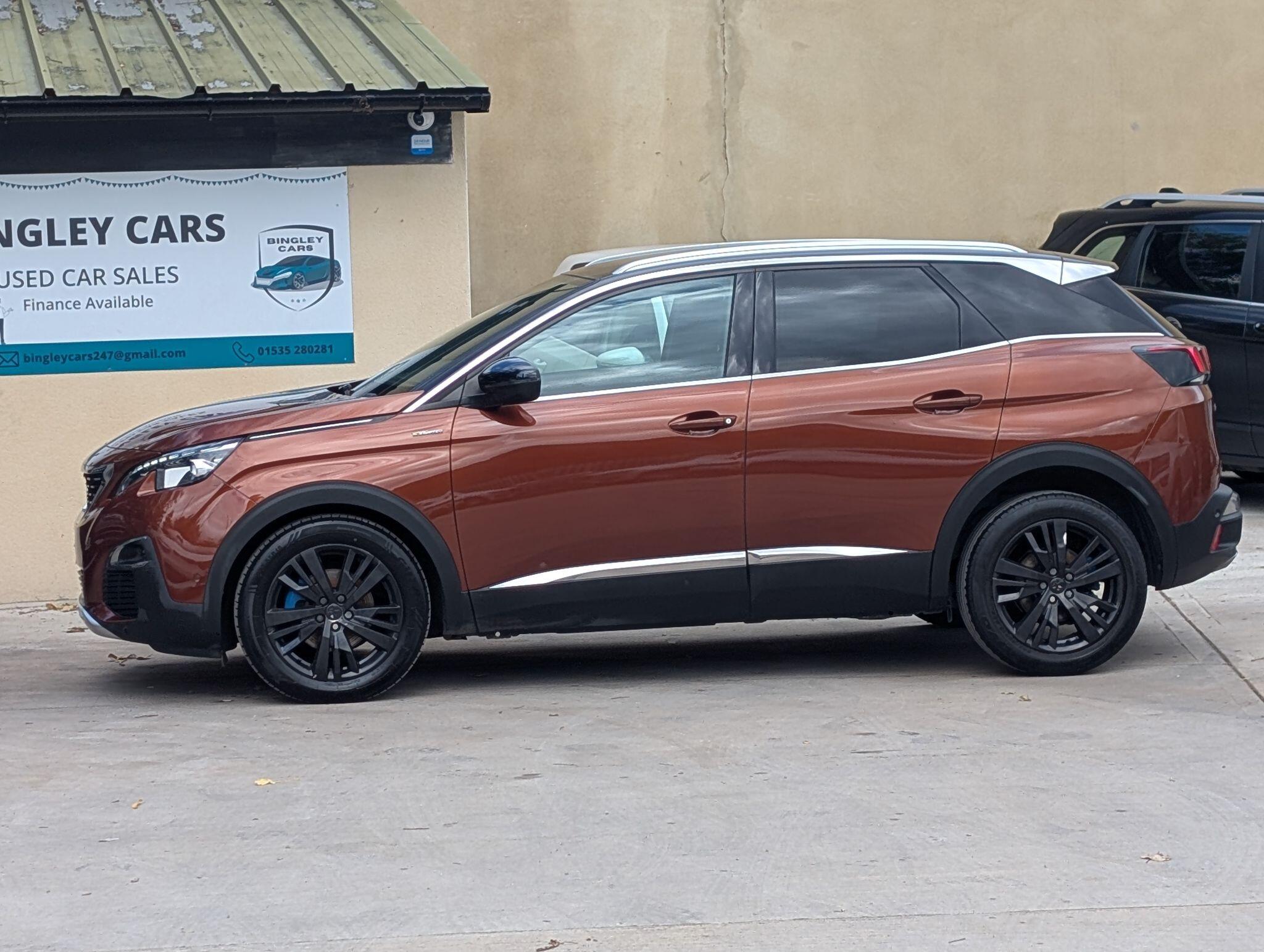 Peugeot 3008 view 3