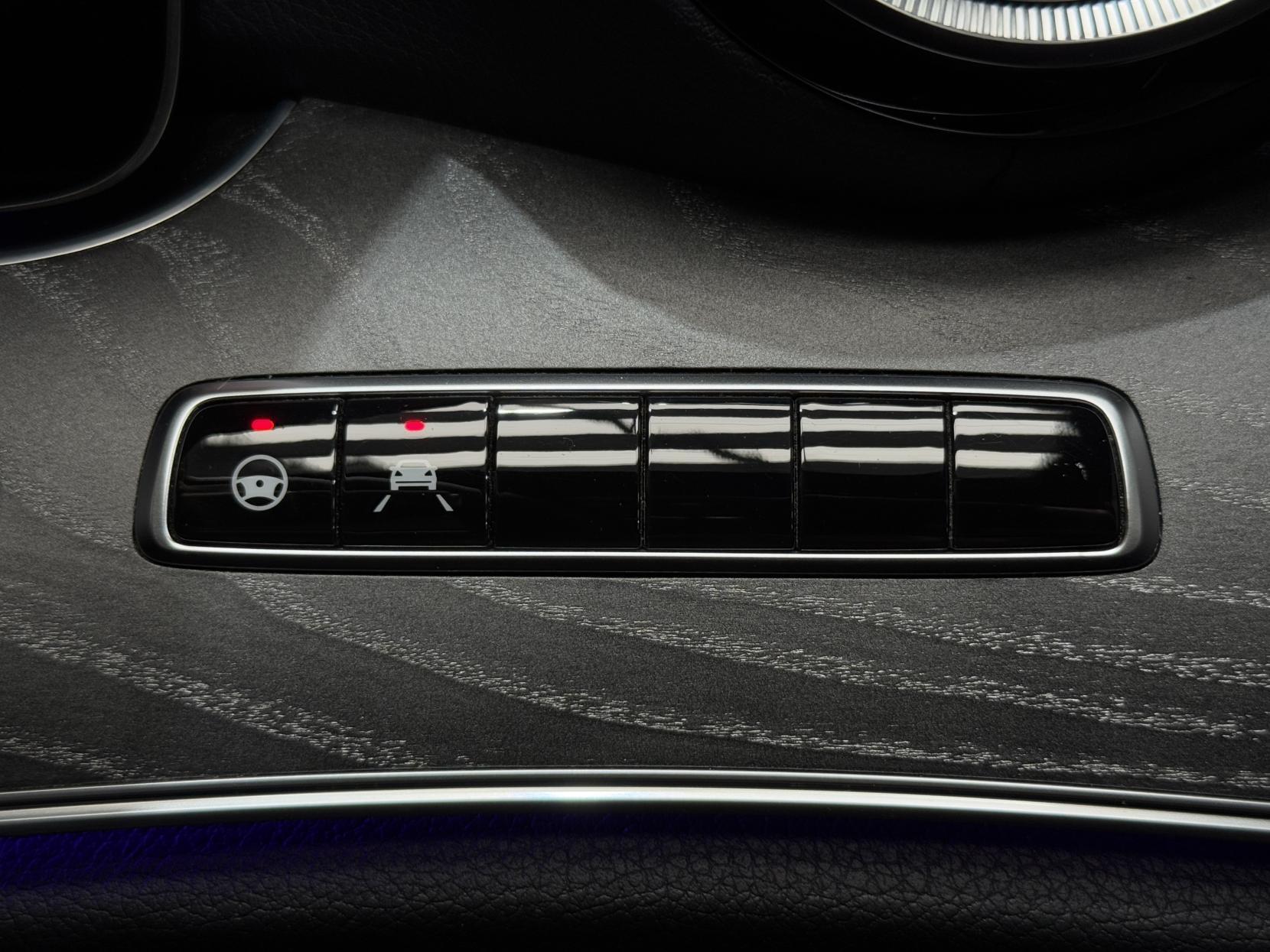Mercedes-Benz CLS view 48