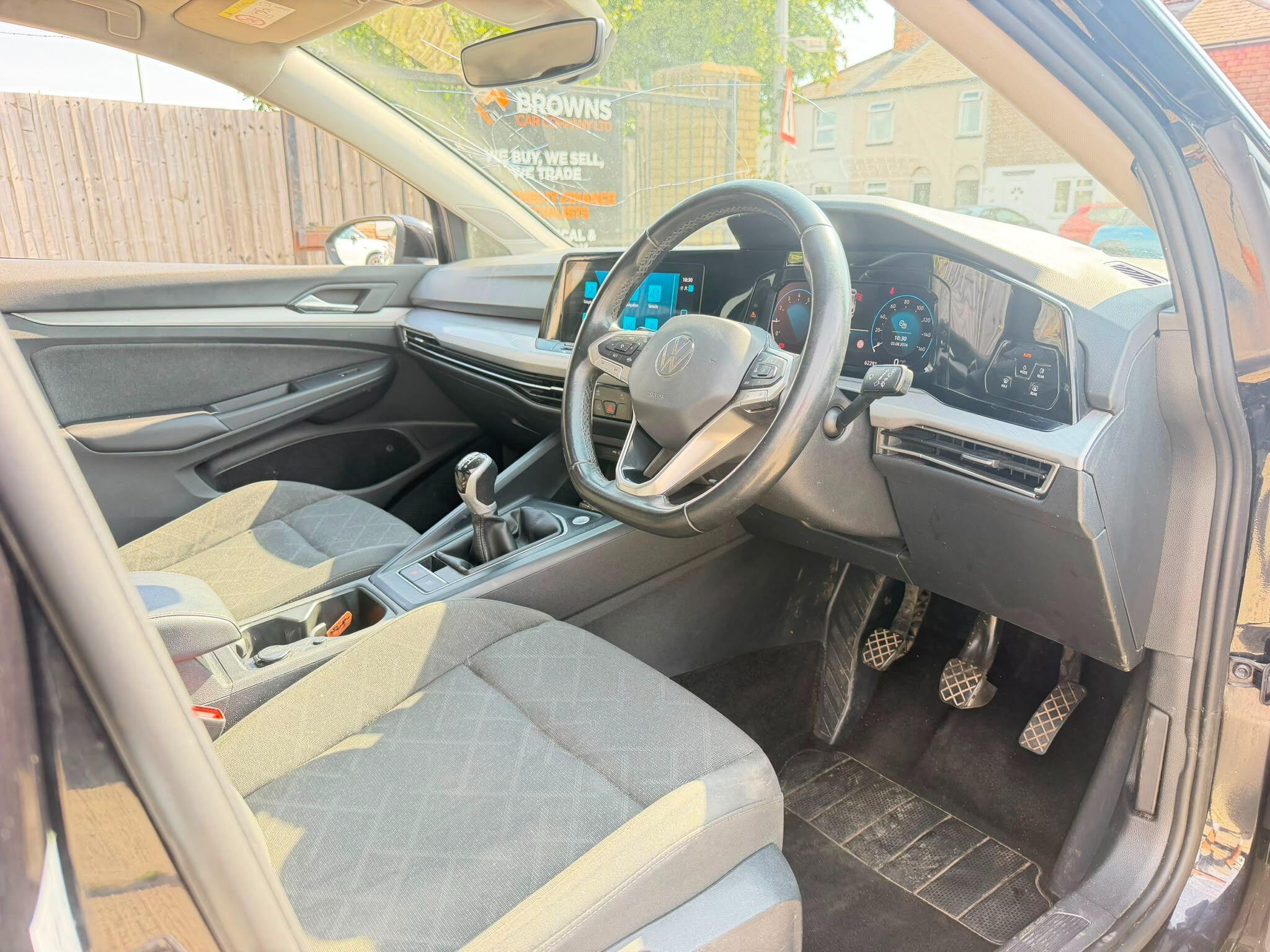 Volkswagen Golf view 11