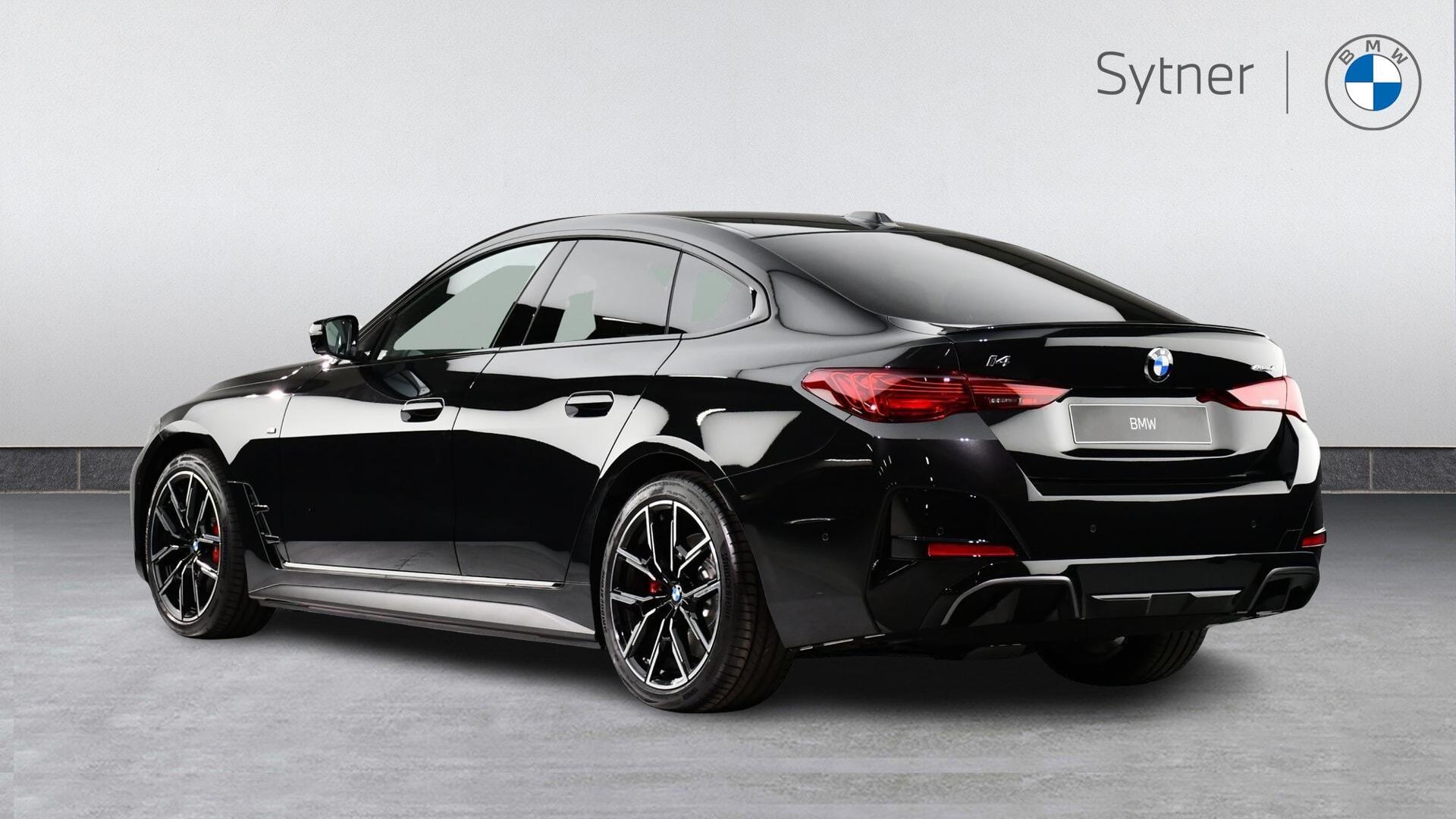 BMW i4 view 2