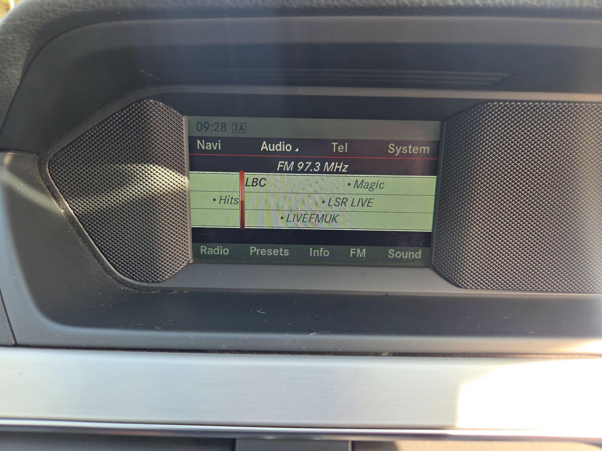Mercedes-Benz C-Class view 16