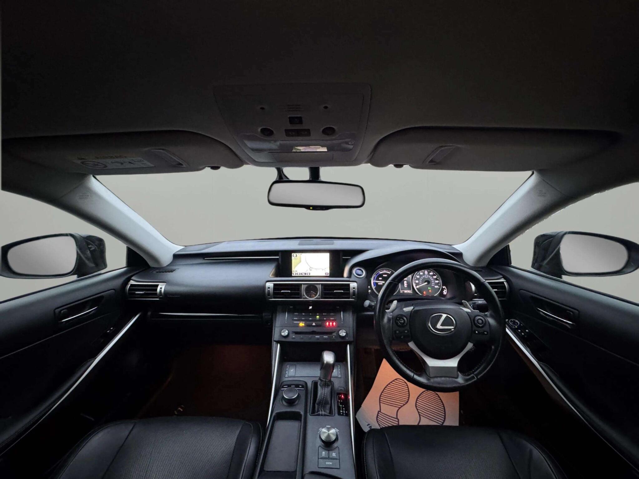 Lexus Is view 27