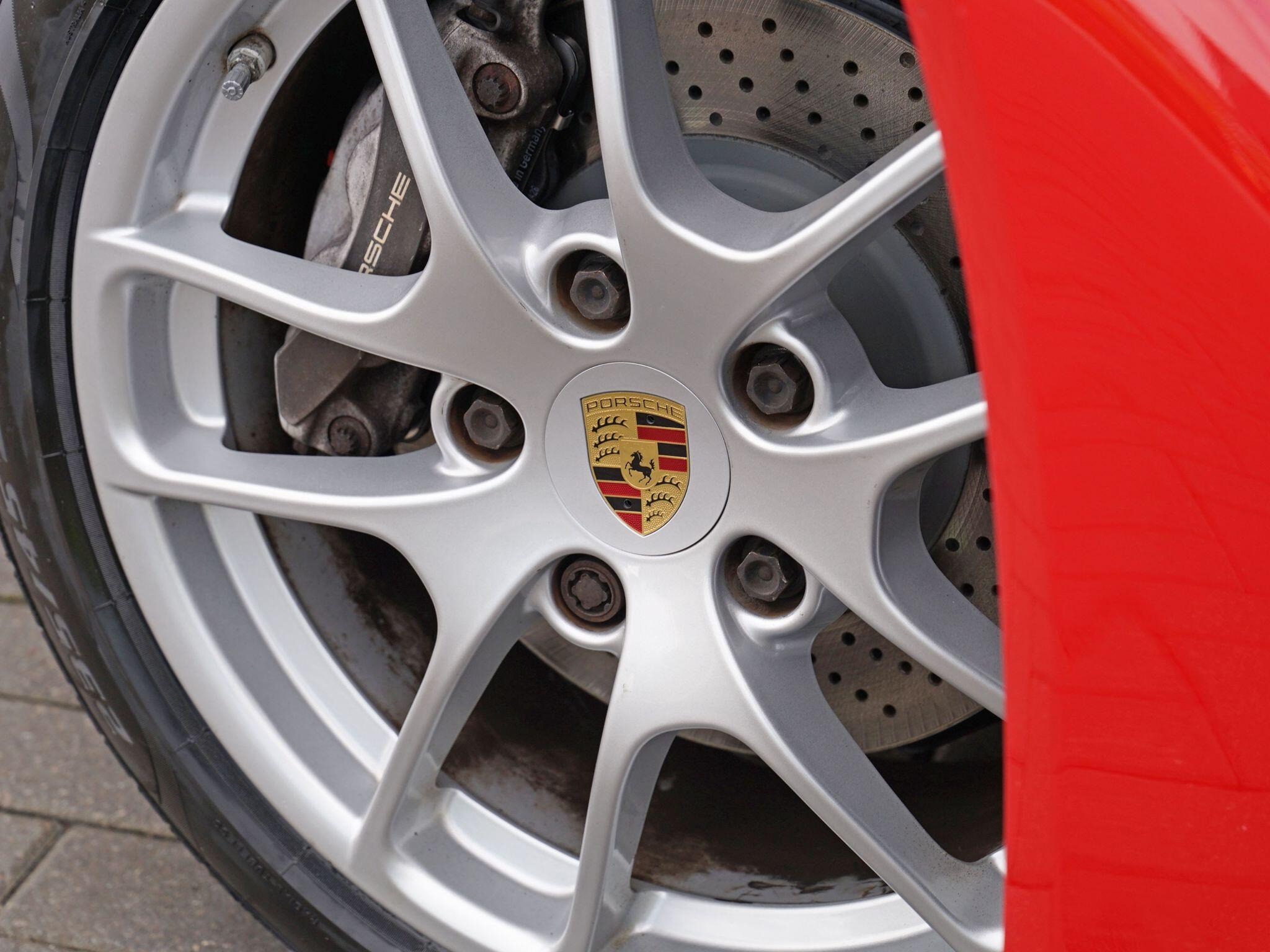 Porsche Cayman view 68