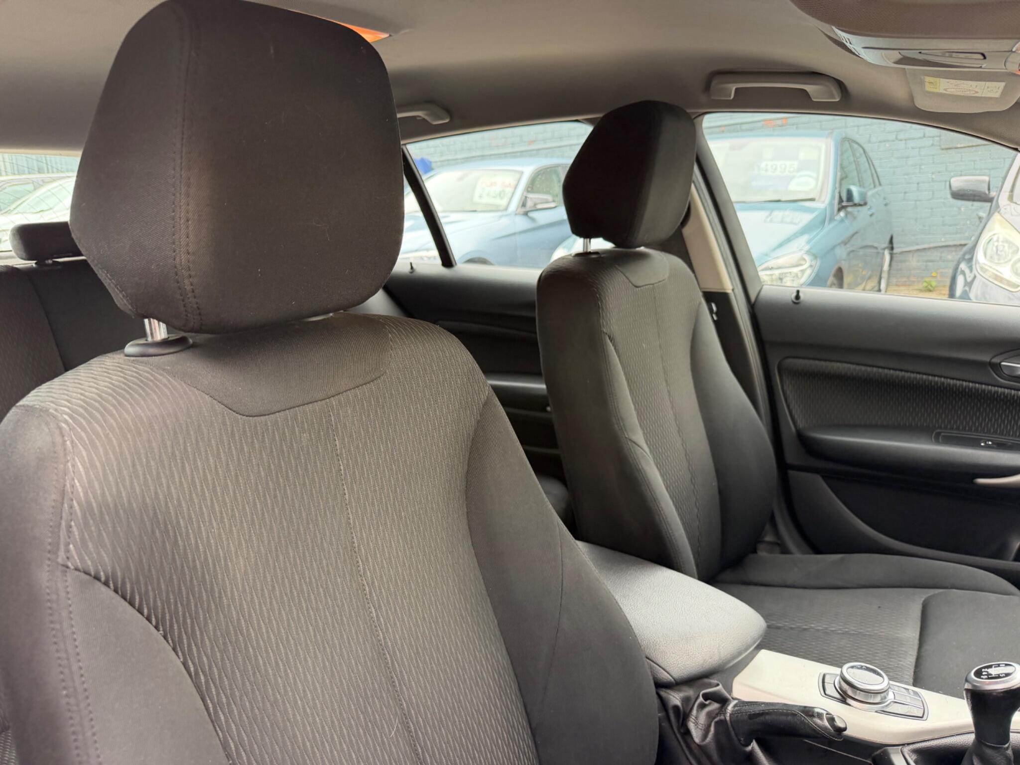 BMW 1 Series view 11
