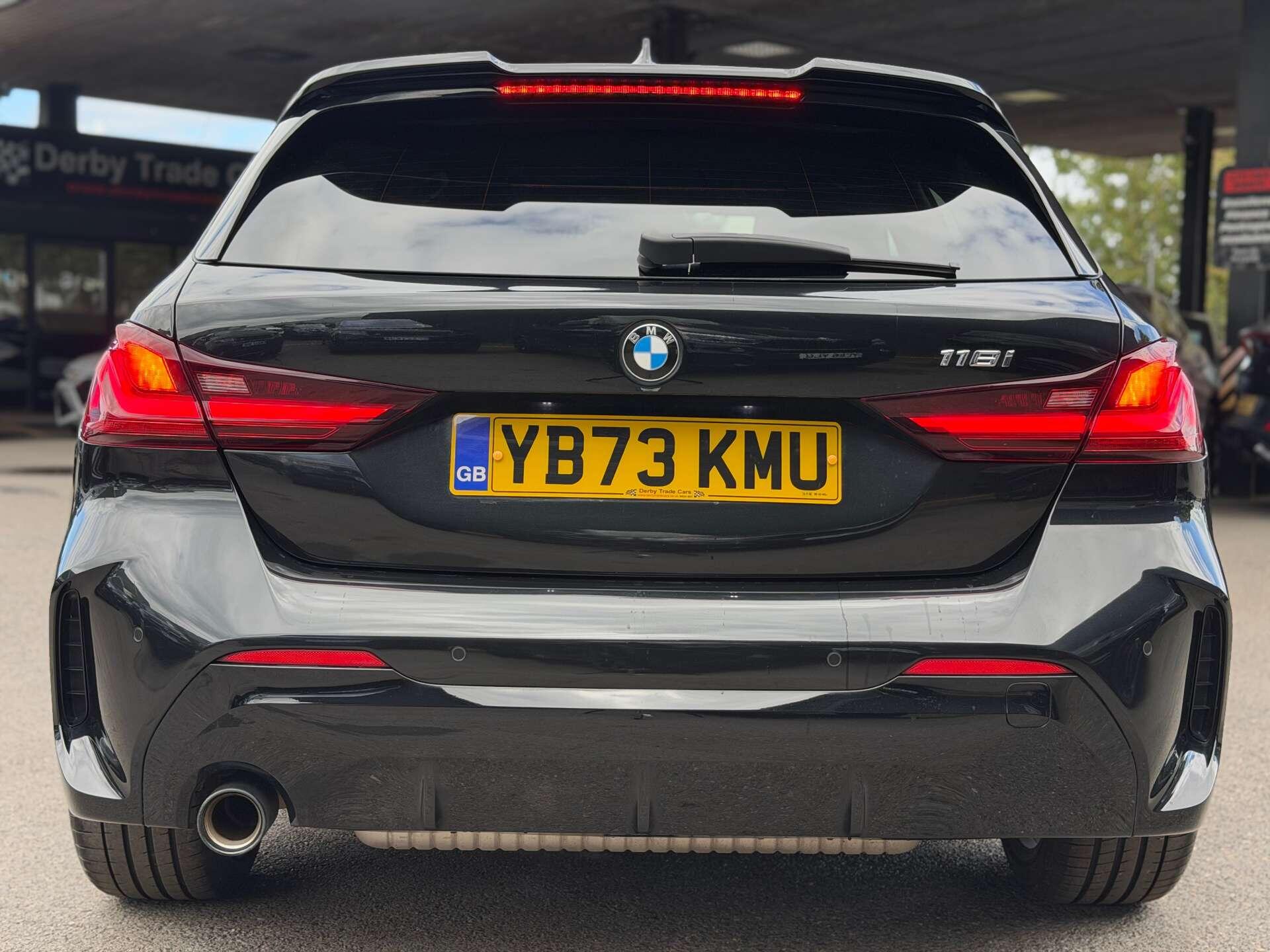 BMW 1 Series view 7