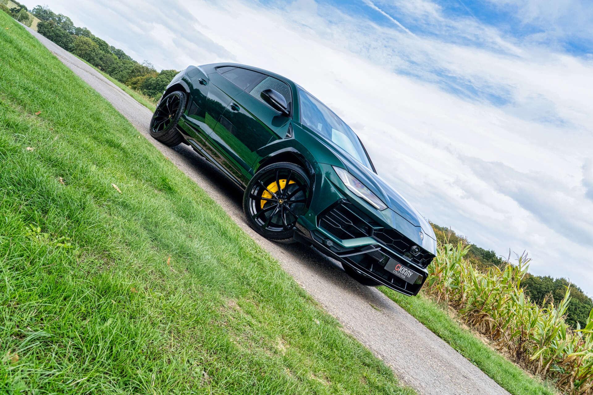 Lamborghini Urus view 20