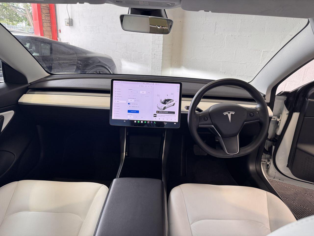 Tesla Model 3 view 29
