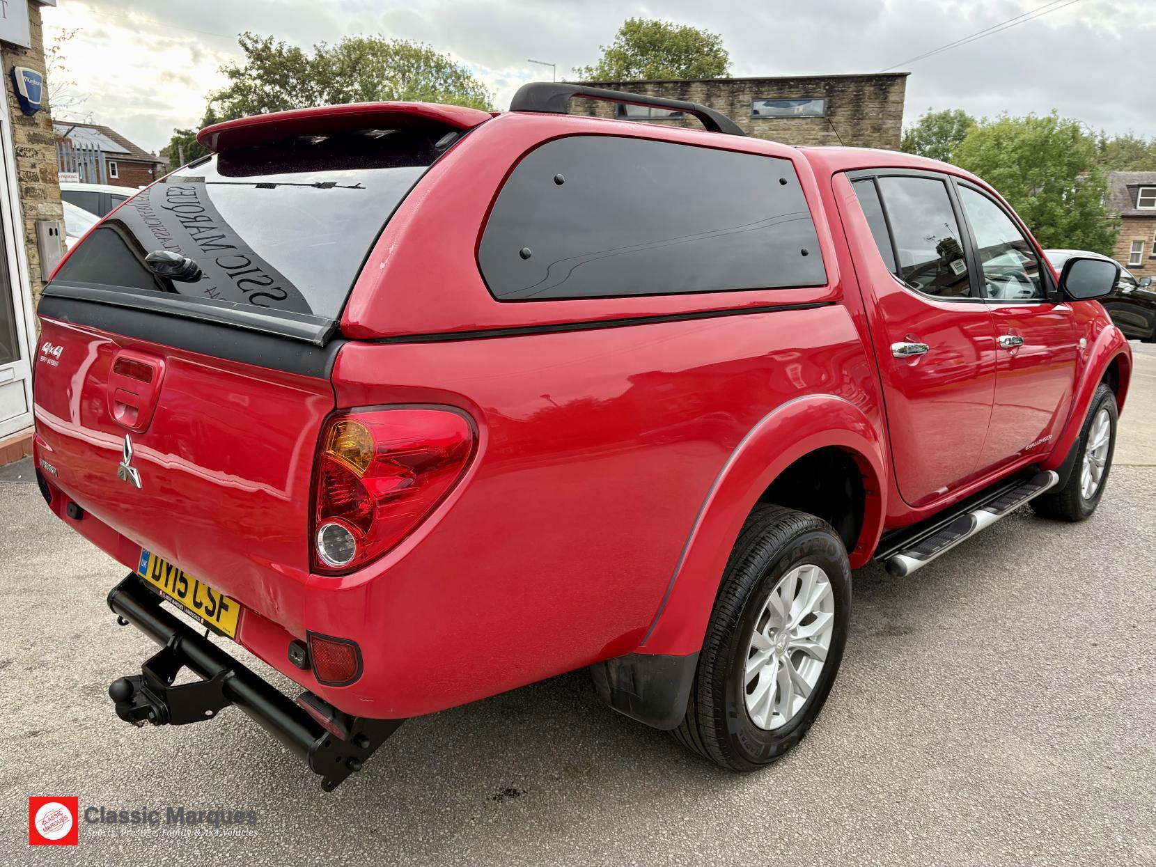 Mitsubishi L200 view 8