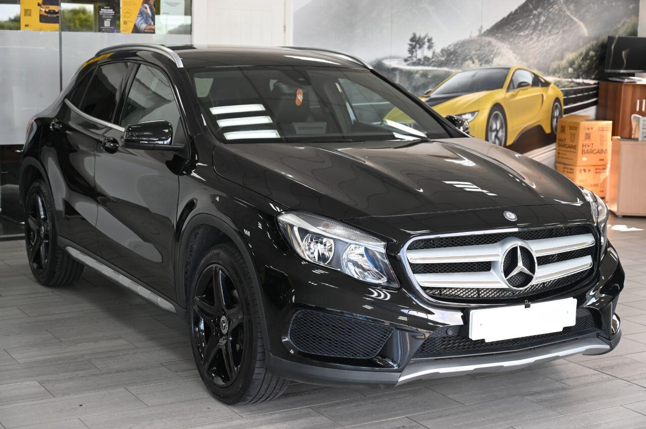 Mercedes-Benz Gla view 2