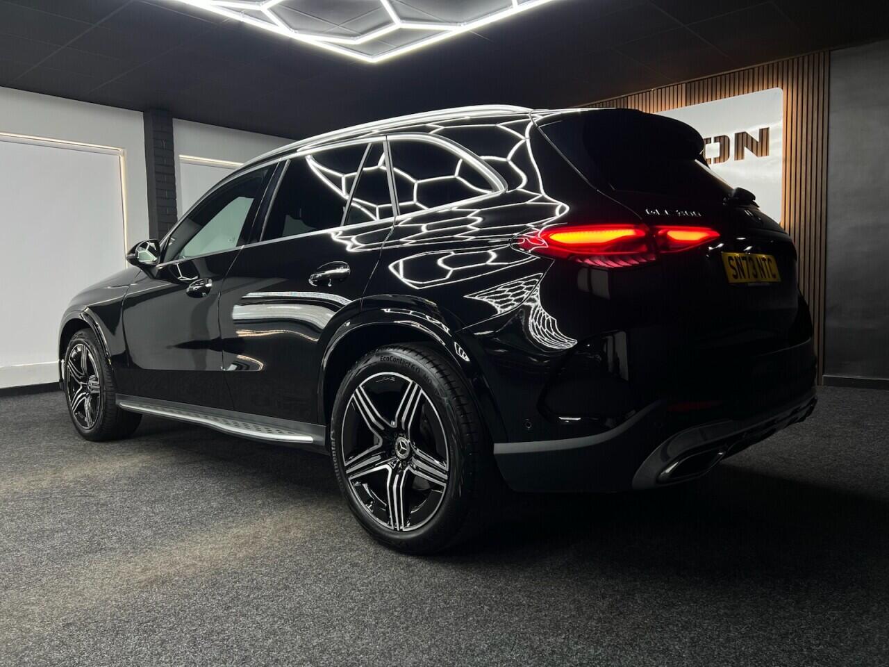 Mercedes-Benz GLC view 5