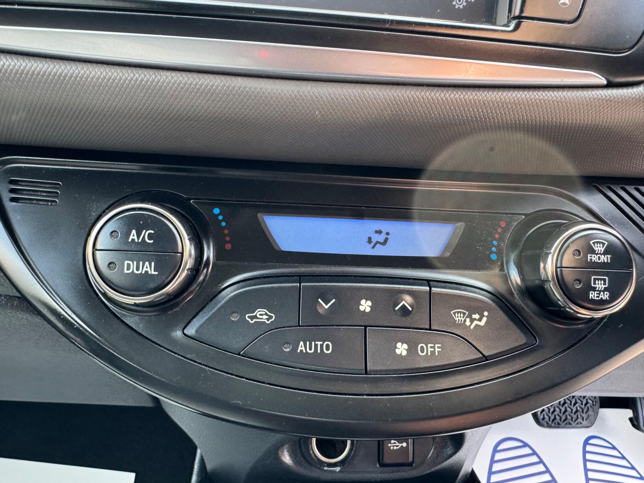 Toyota Yaris view 20