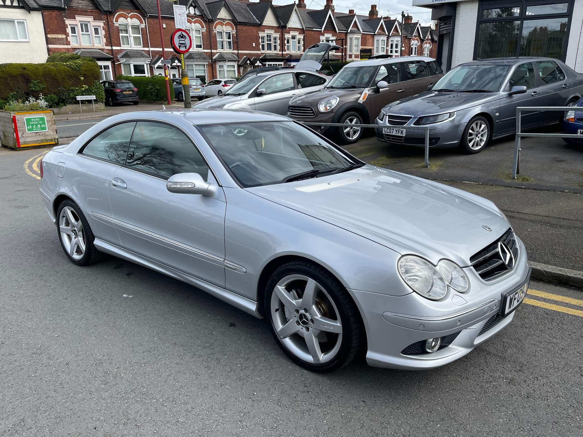 Mercedes-Benz CLK view 6