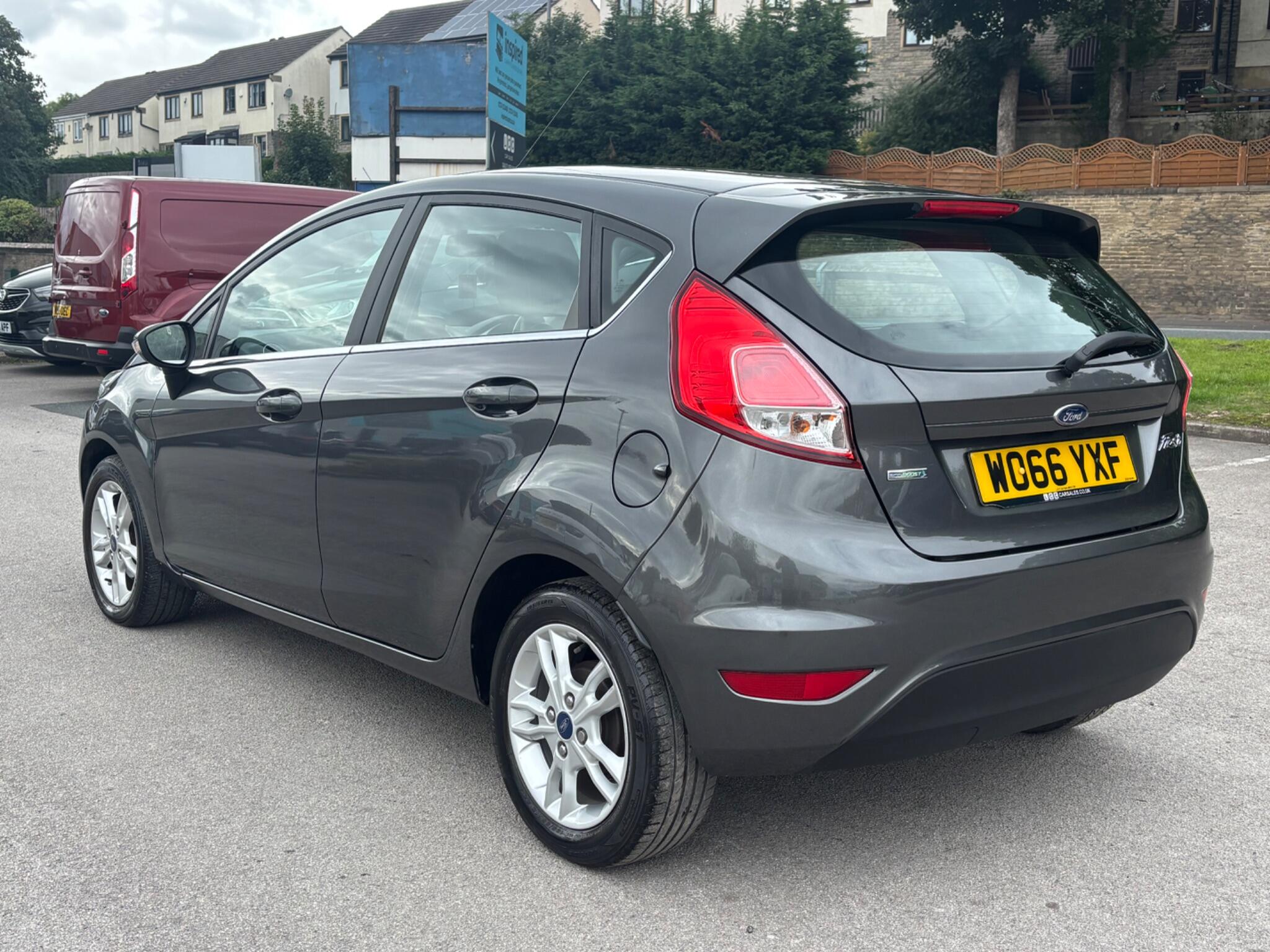 Ford Fiesta view 4