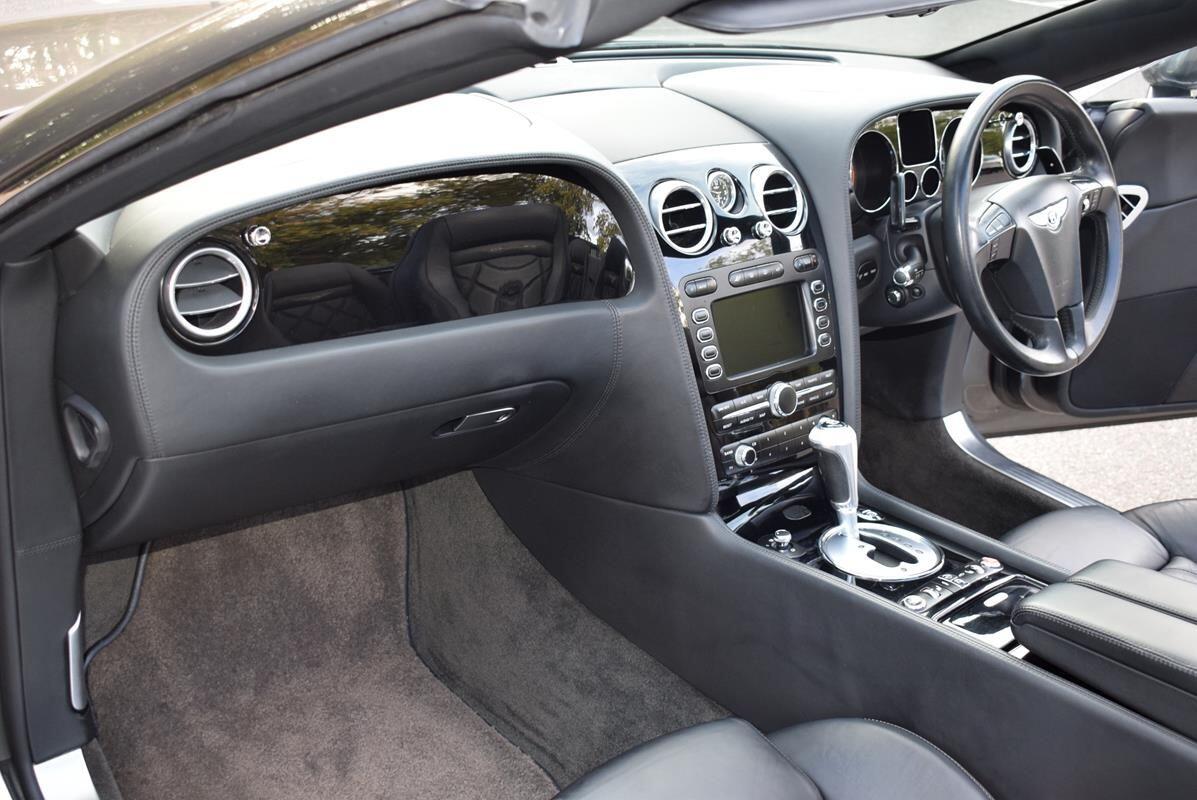 Bentley Continental view 20