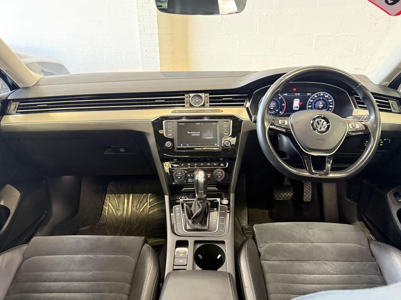Volkswagen Passat view 34