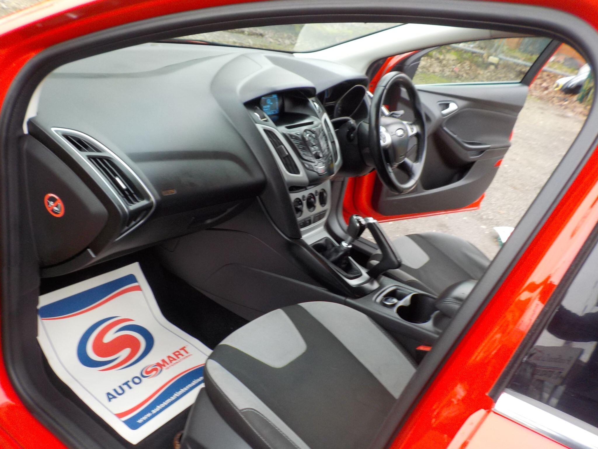 Ford Focus 1.6 TDCi Zetec S Euro 5 (s/s) 5dr