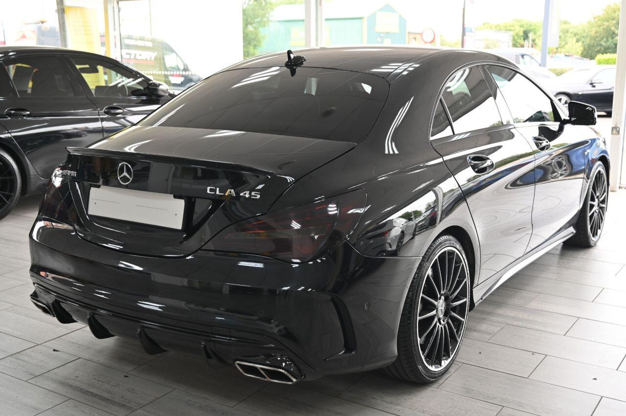 Mercedes-Benz Cla view 10