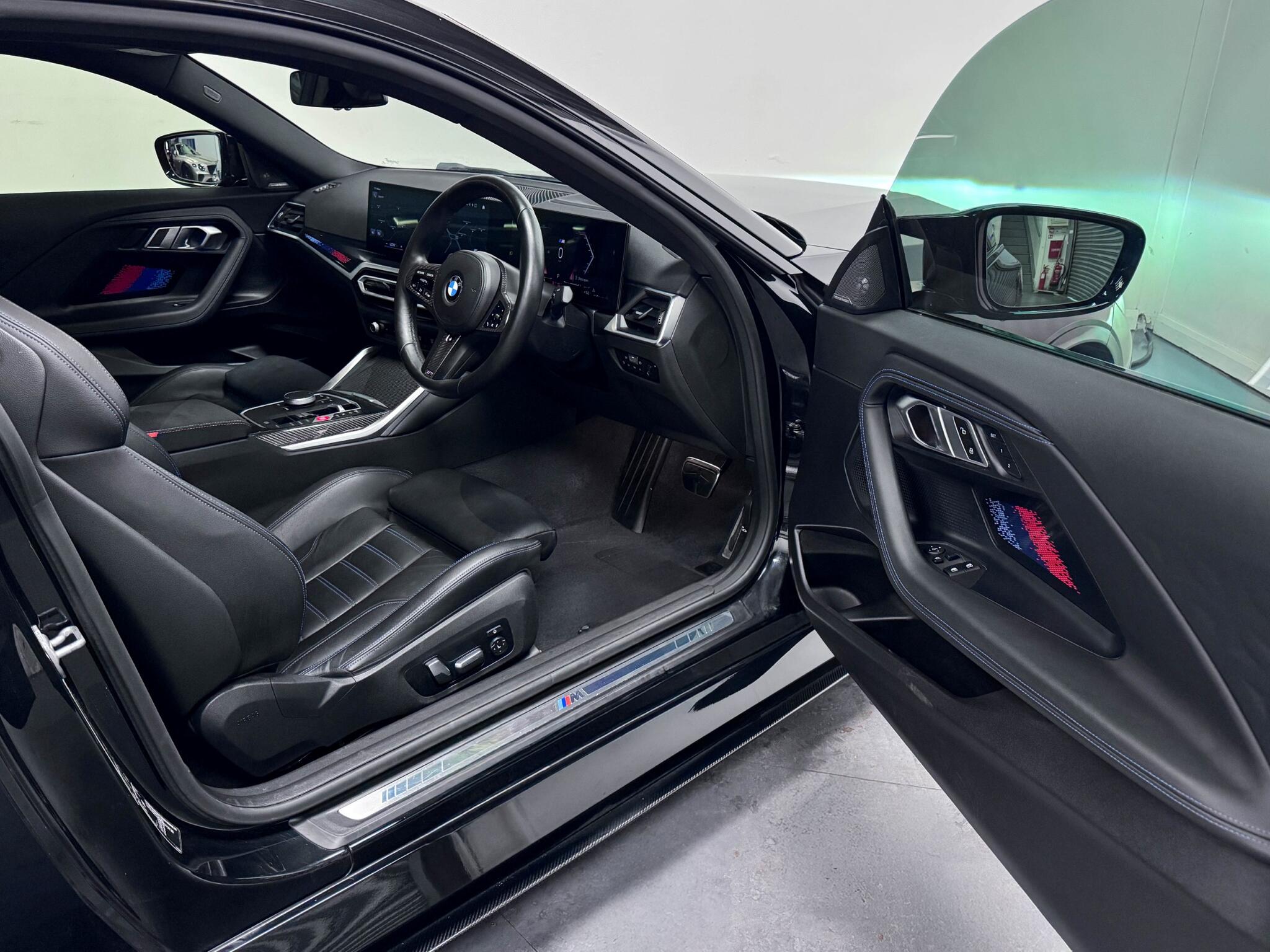 BMW 2 Series view 24