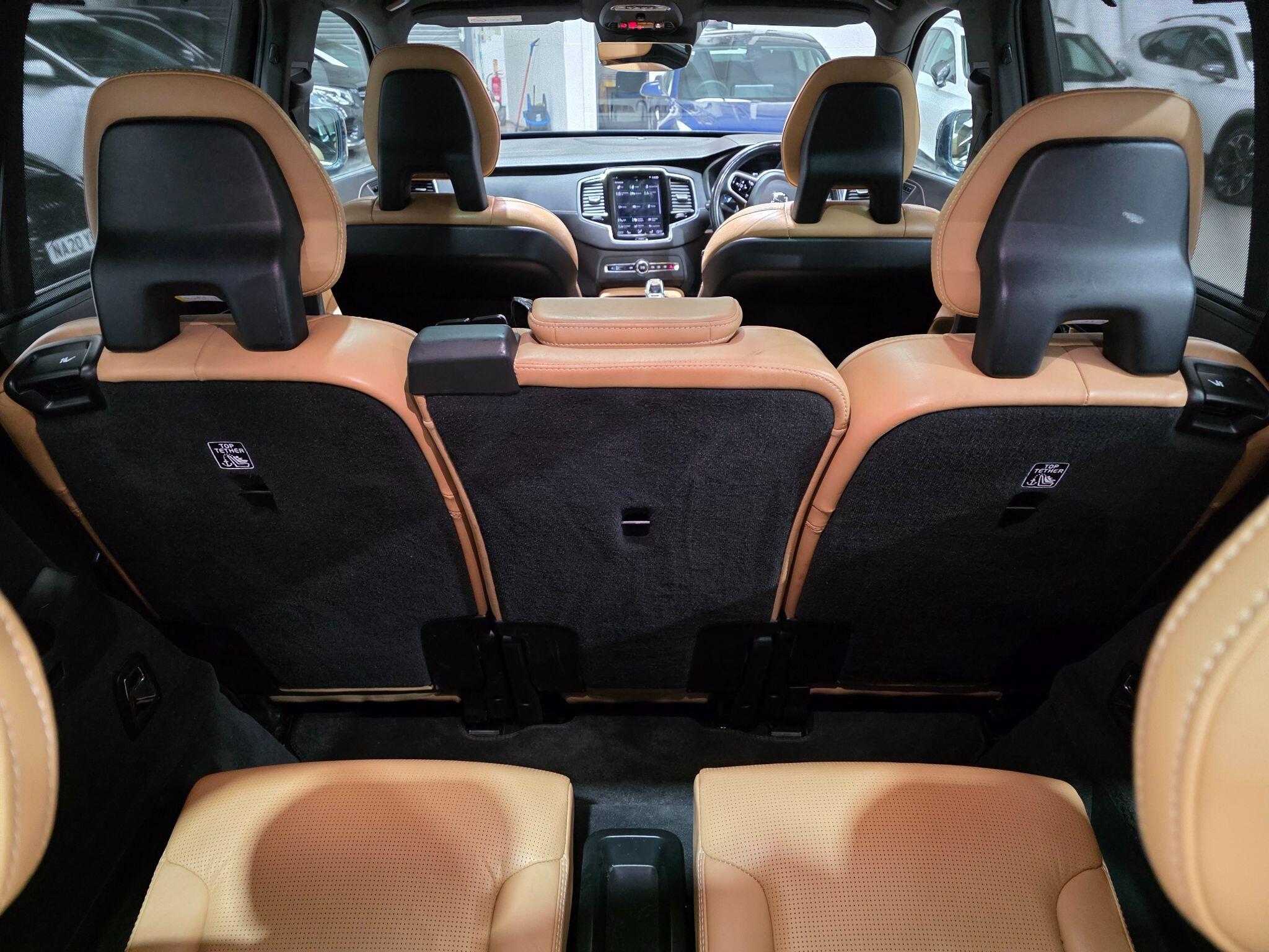Volvo XC90 view 41