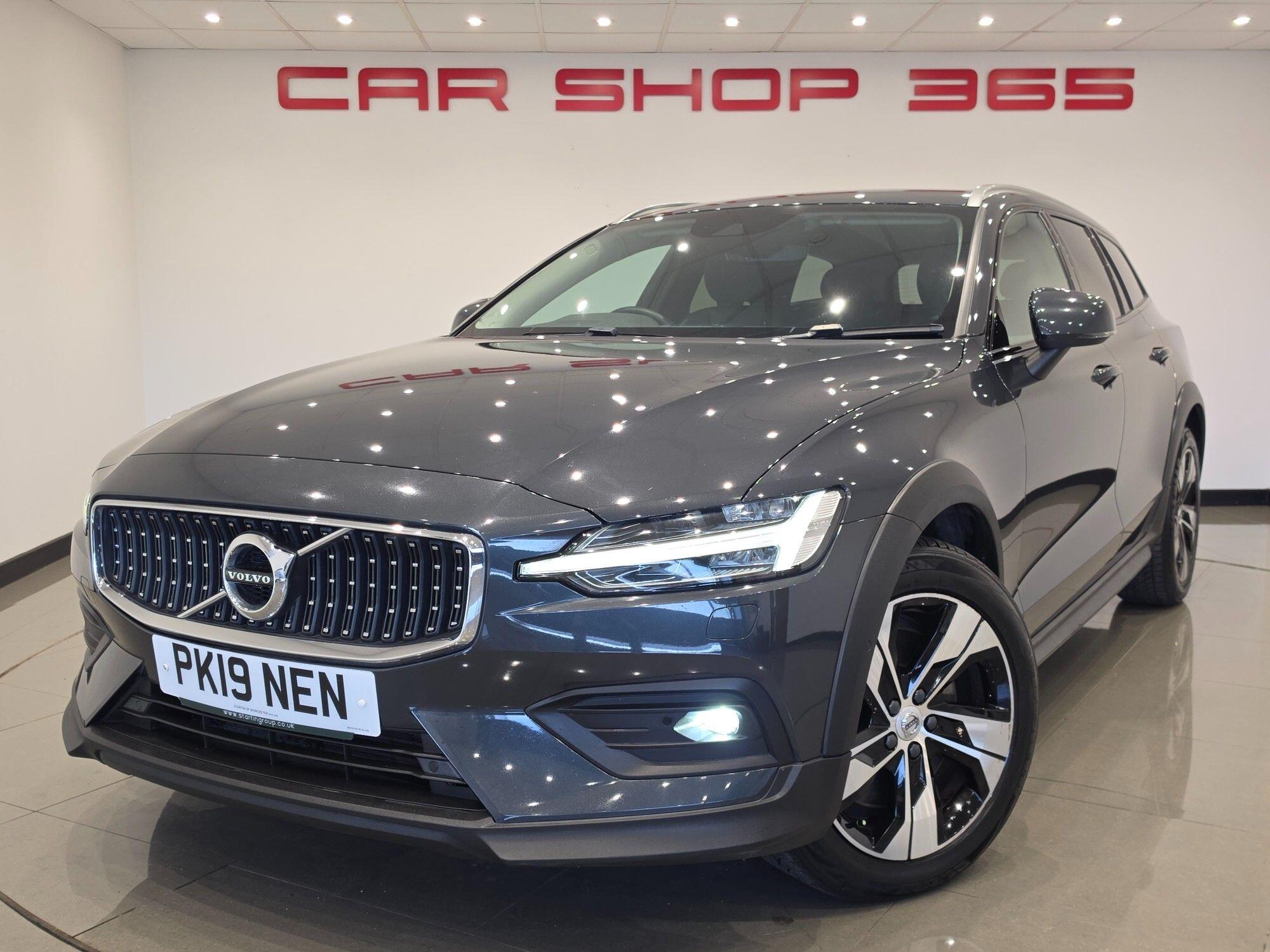 Volvo V60 Cross Country view 65